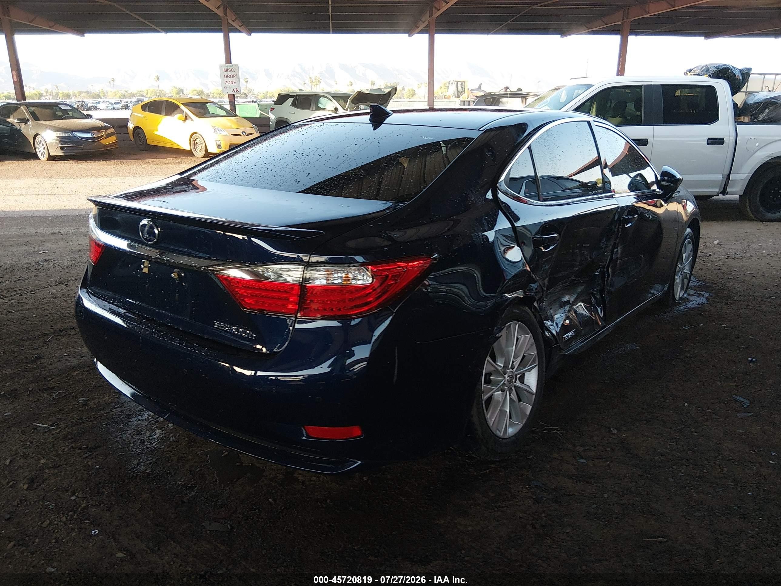 2015 Lexus Es 300h   Blue vin: JTHBW1GGXF2098773