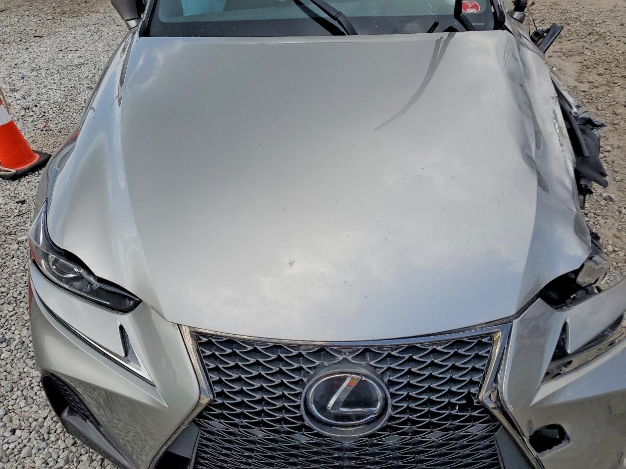 2018 Lexus Is 300 Gray vin: JTHC81D23J5032564