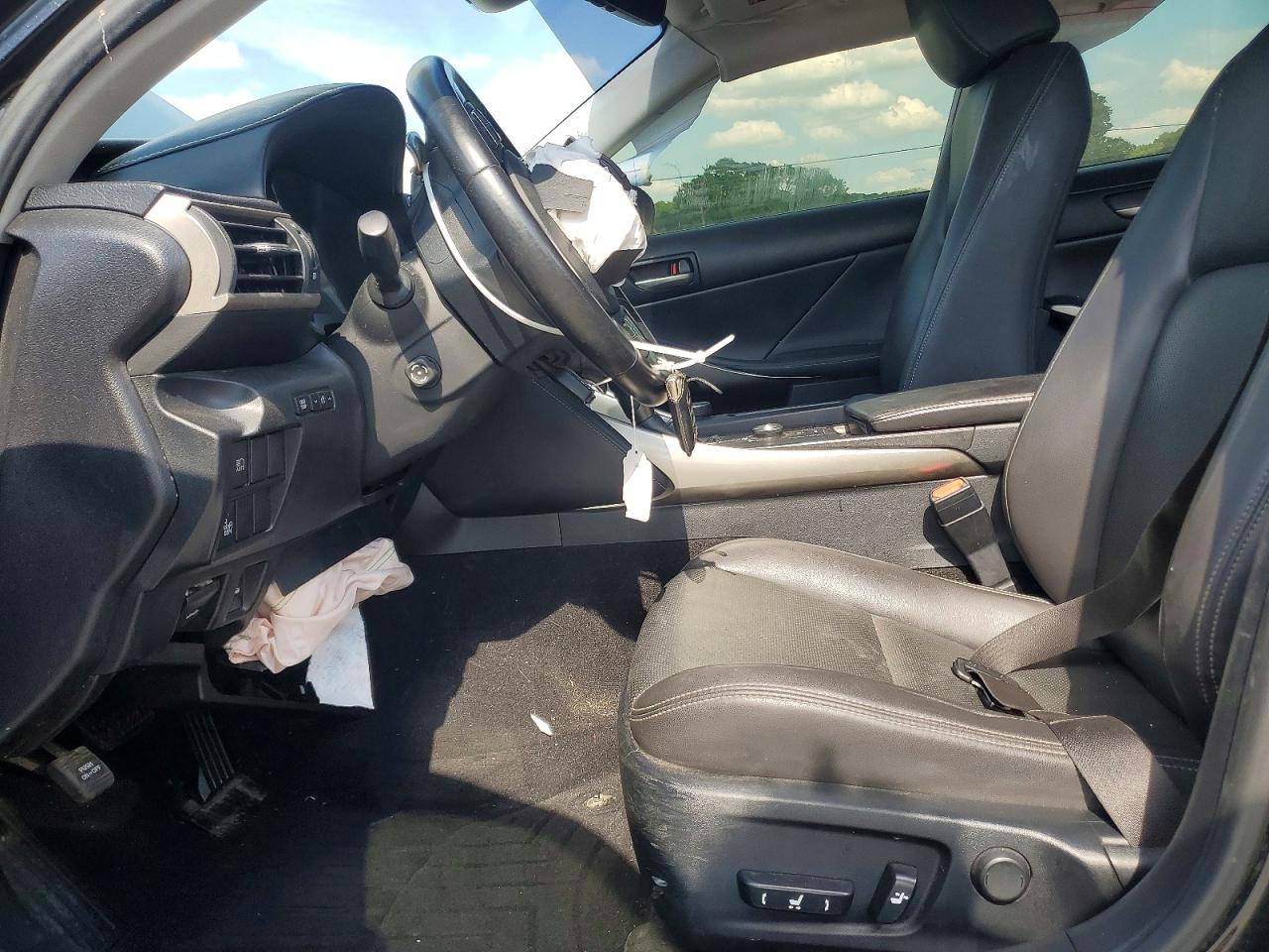 2018 Lexus Is 300 Черный vin: JTHC81D24J5028961