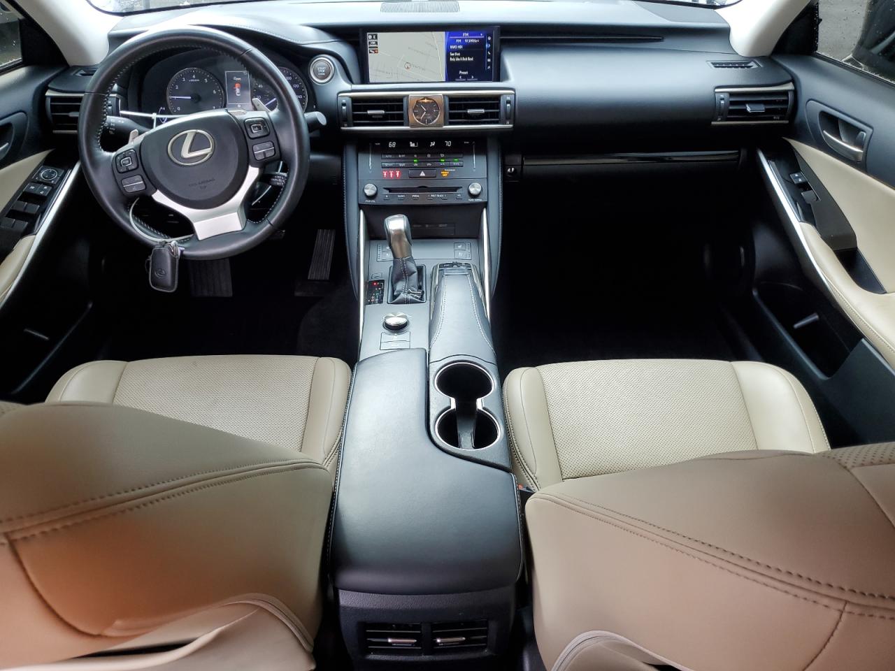 2018 Lexus Is 300 Черный vin: JTHC81D27J5026847