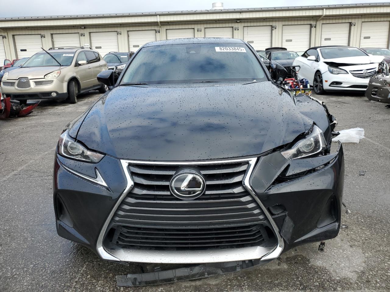 2018 Lexus Is 300 Черный vin: JTHC81D27J5026847