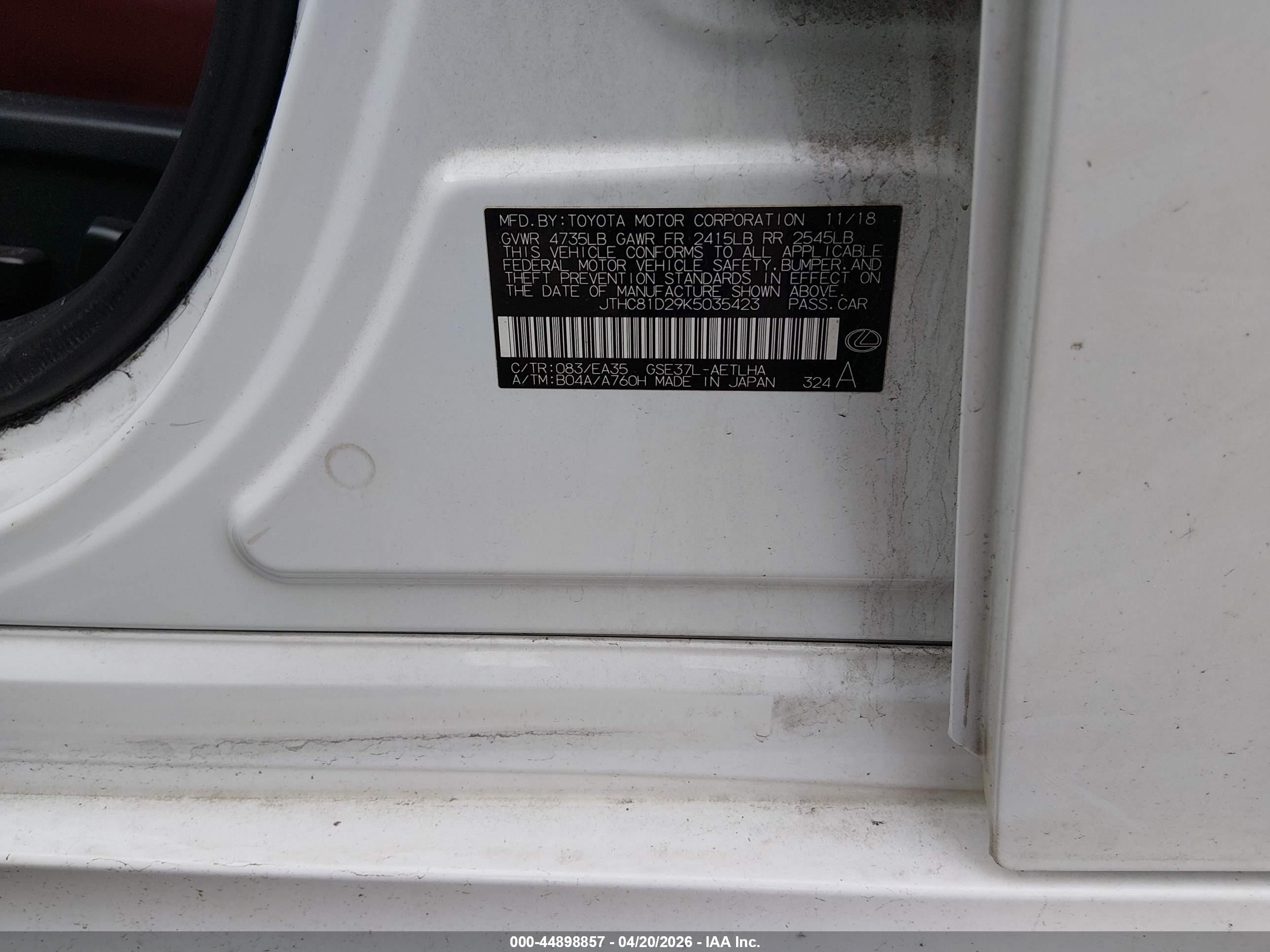 2019 Lexus Is 300   White vin: JTHC81D29K5035423