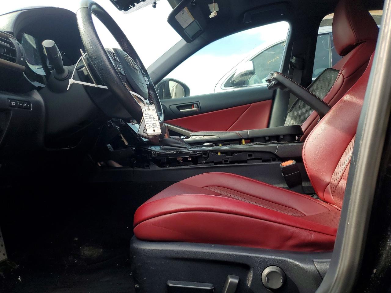 2019 Lexus Is 300 Черный vin: JTHC81D29K5036104