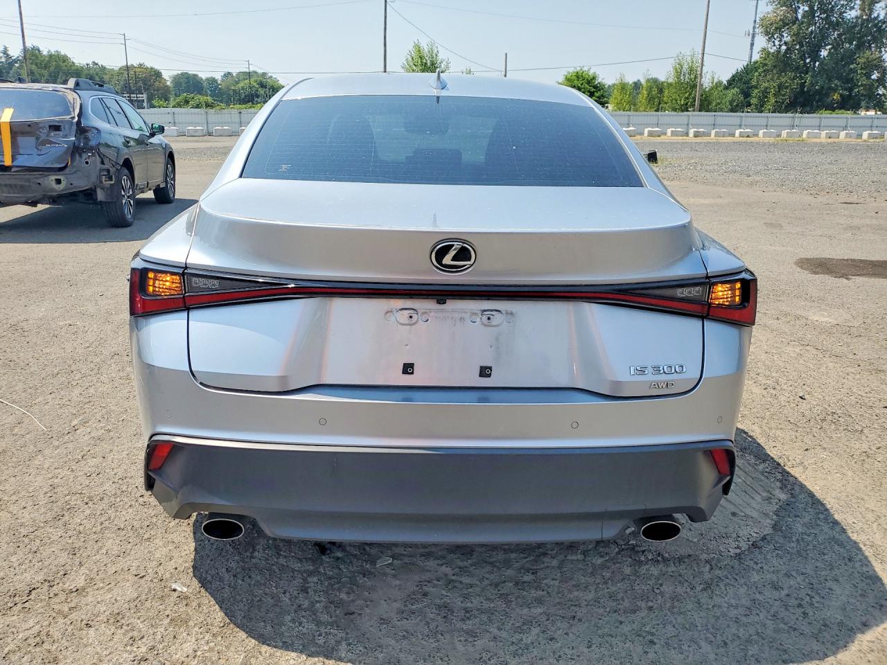 2021 Lexus Is 300 Silver vin: JTHC81F24M5045129