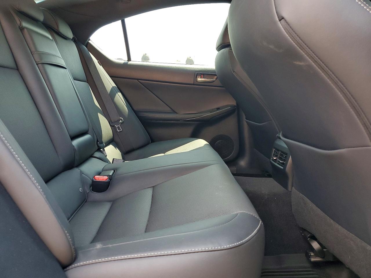 2021 Lexus Is 300 Silver vin: JTHC81F24M5045129