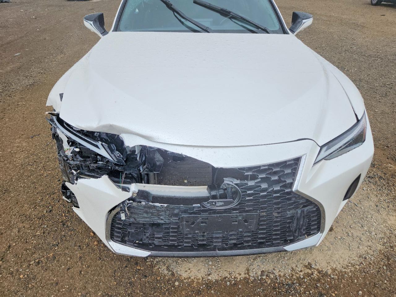 2021 Lexus Is 300 White vin: JTHC81F29M5044834