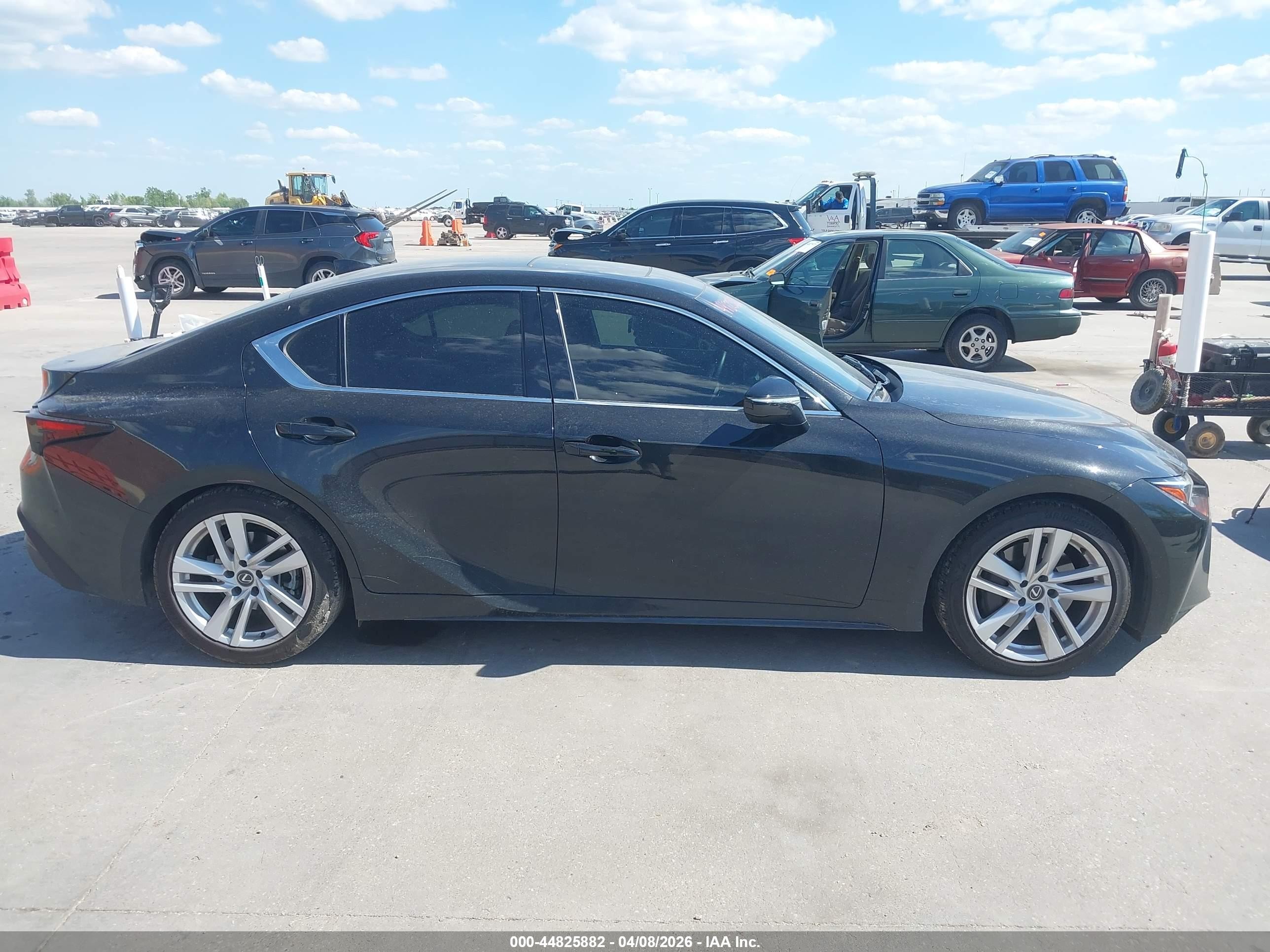2023 Lexus Is 300   Black vin: JTHCA1D20P5124261