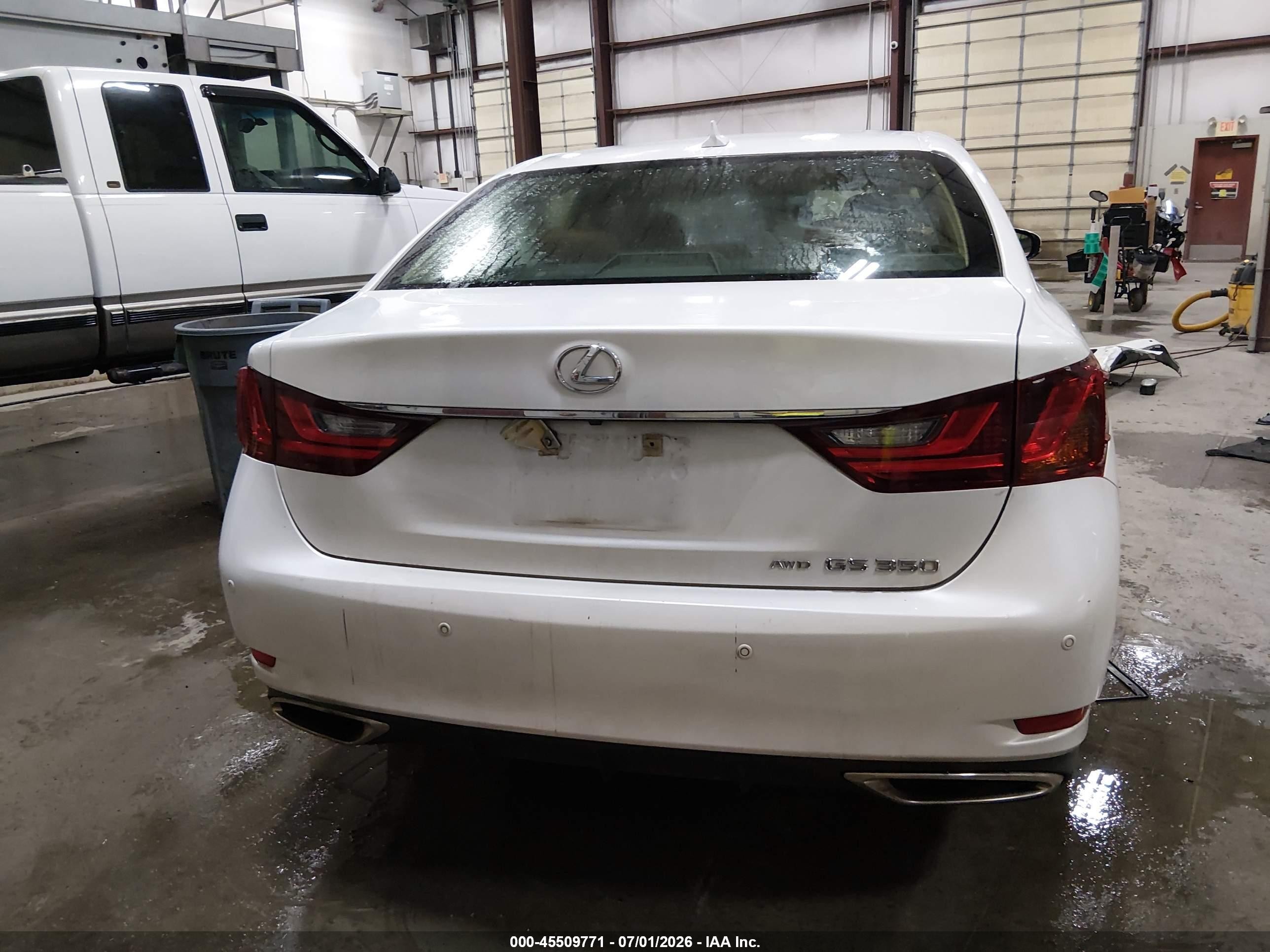 2013 Lexus Gs 350   White vin: JTHCE1BL5D5017329