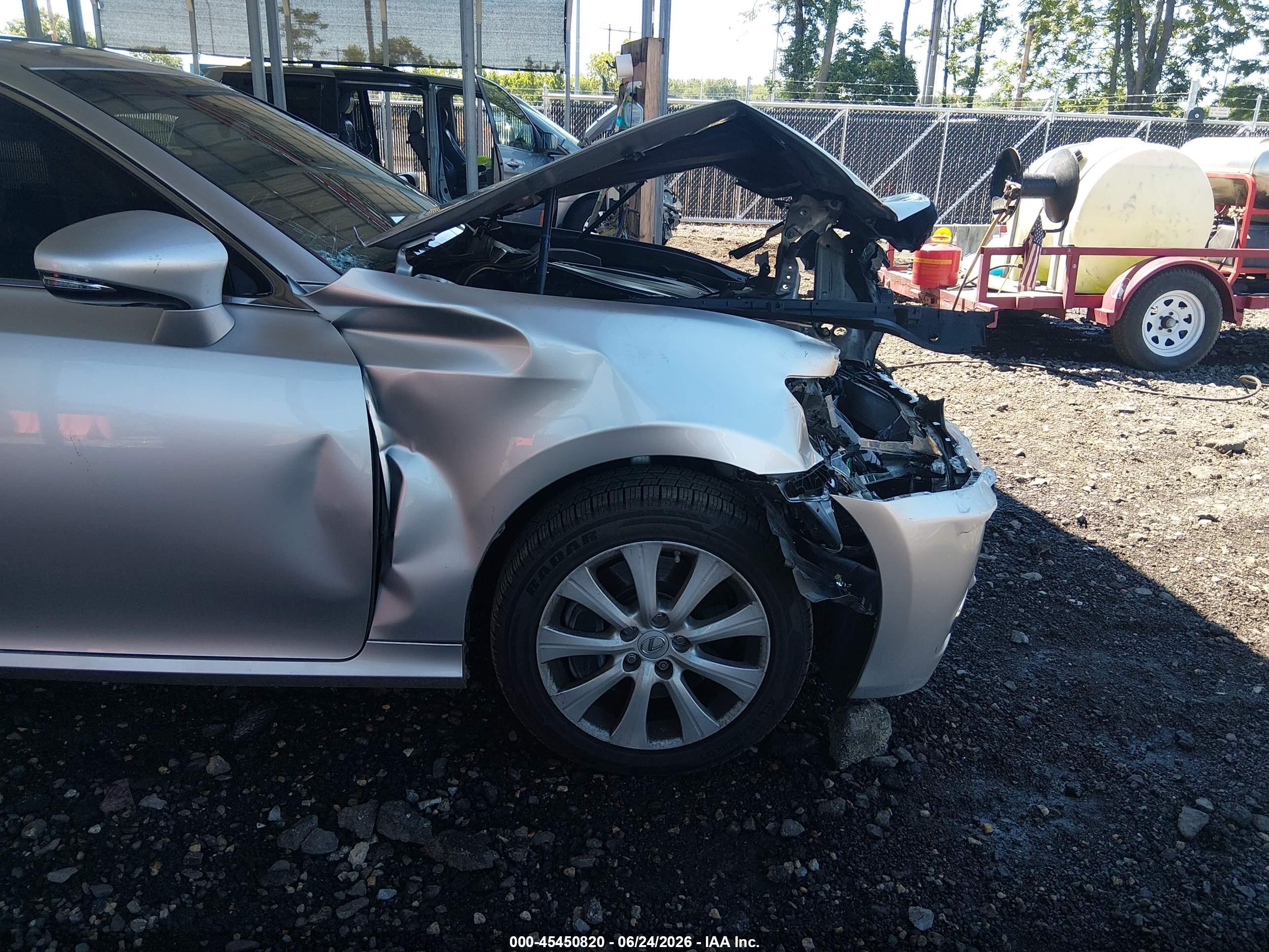 2014 Lexus Gs 350   Серебряный vin: JTHCE1BL7E5023036