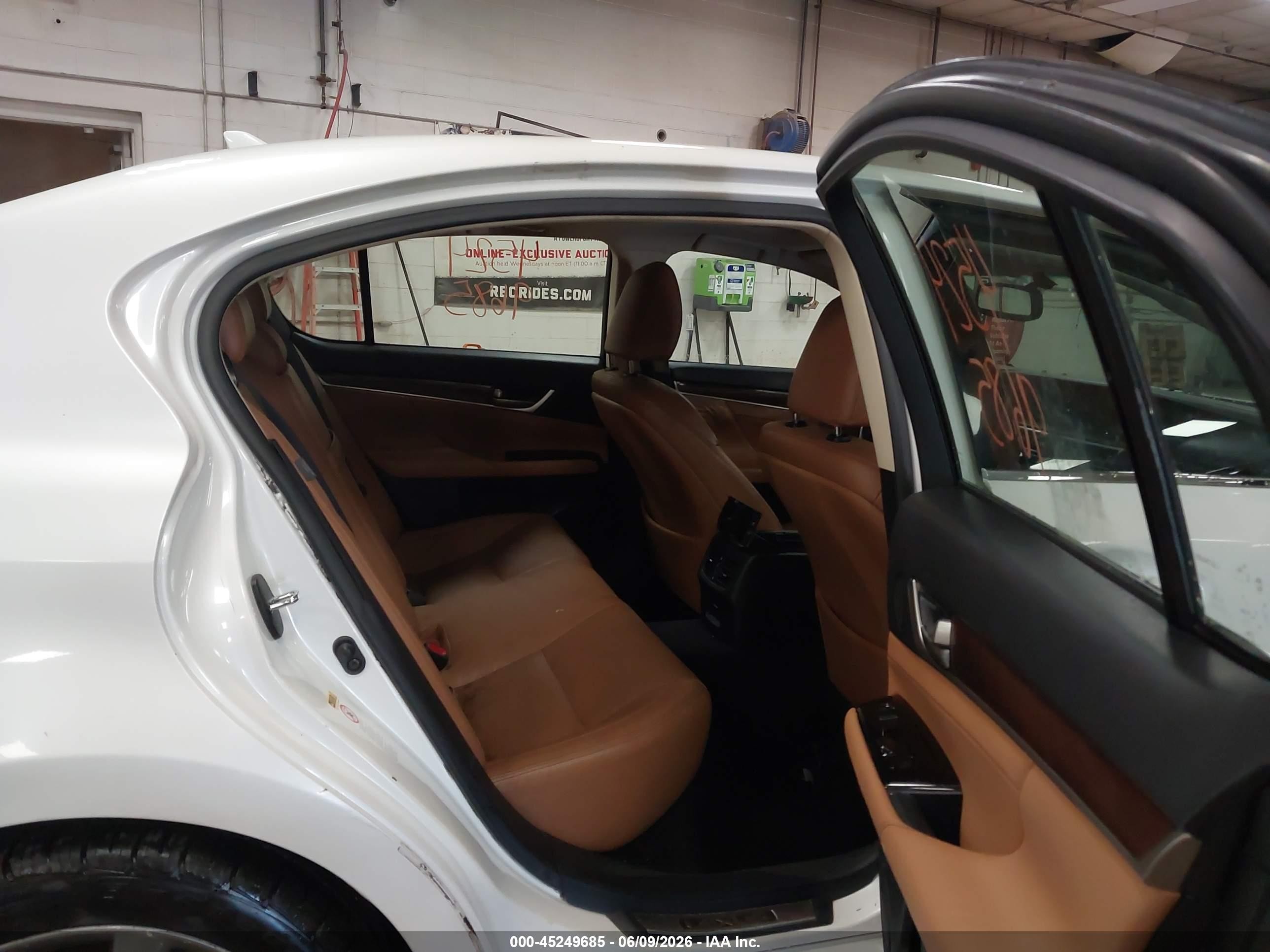 2013 Lexus Gs 350   White vin: JTHCE1BL8D5003036