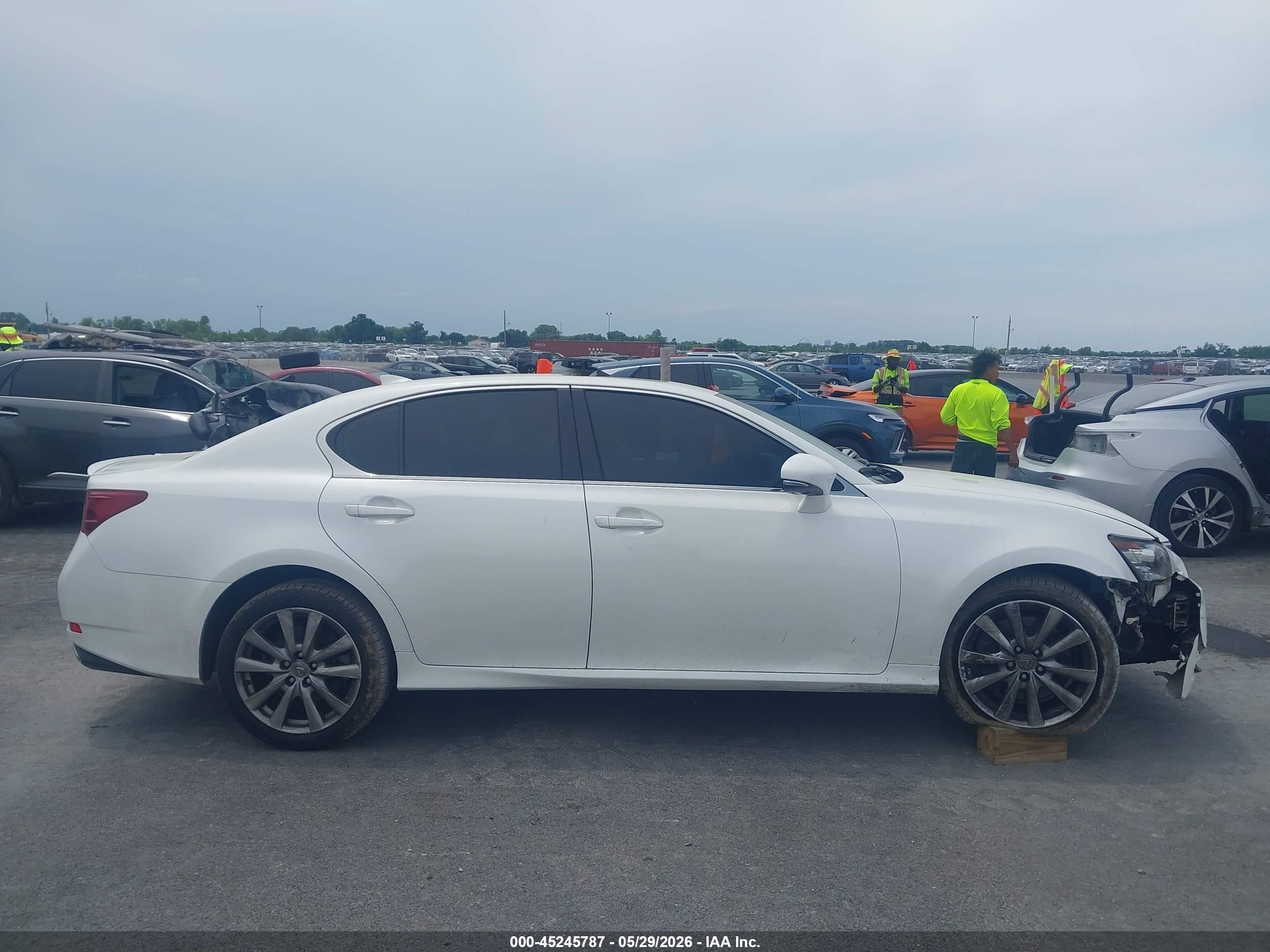 2015 Lexus Gs 350   White vin: JTHCE1BL8FA009266