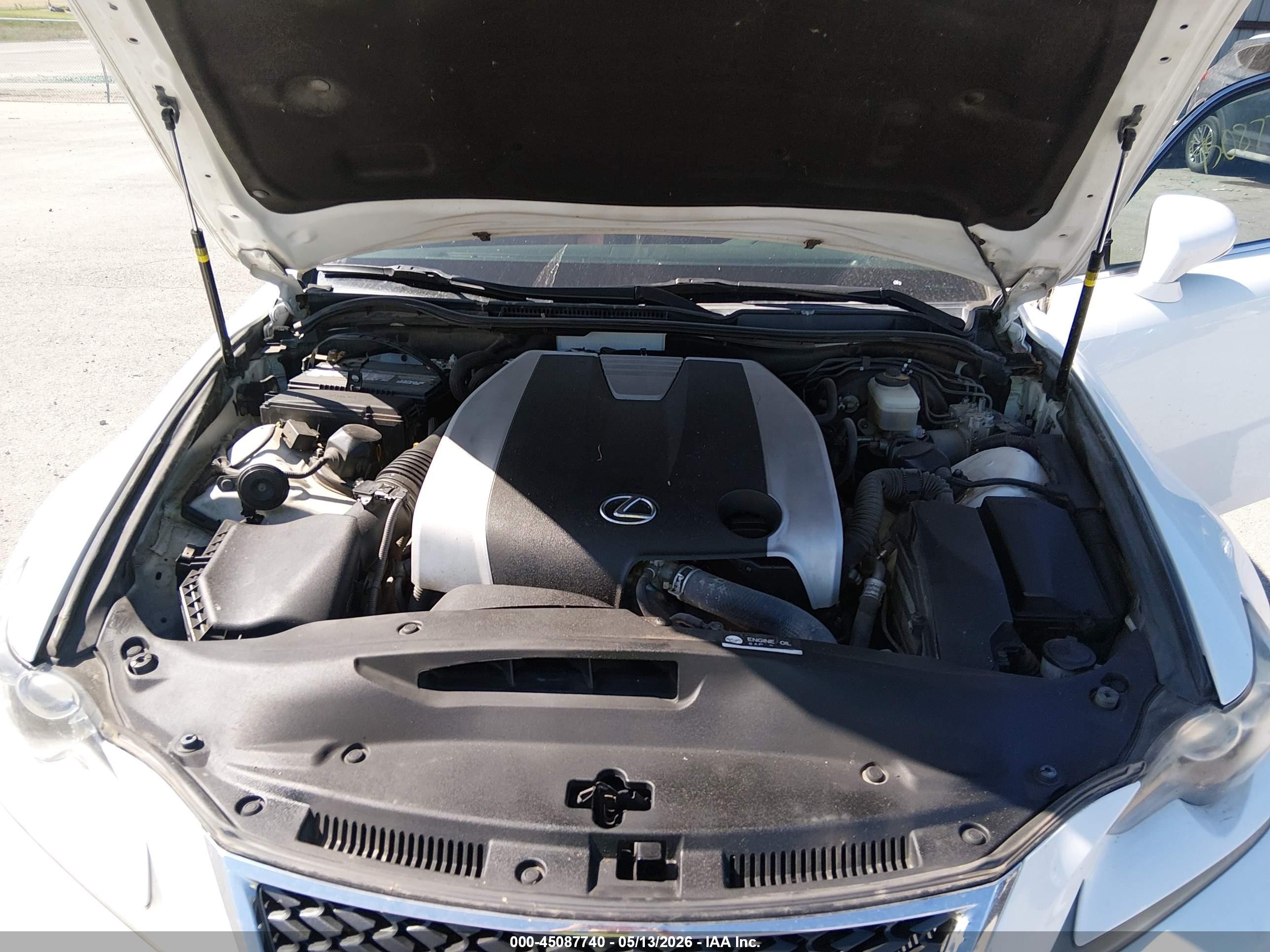 2014 Lexus Is 350   White vin: JTHCE1D27E5002384