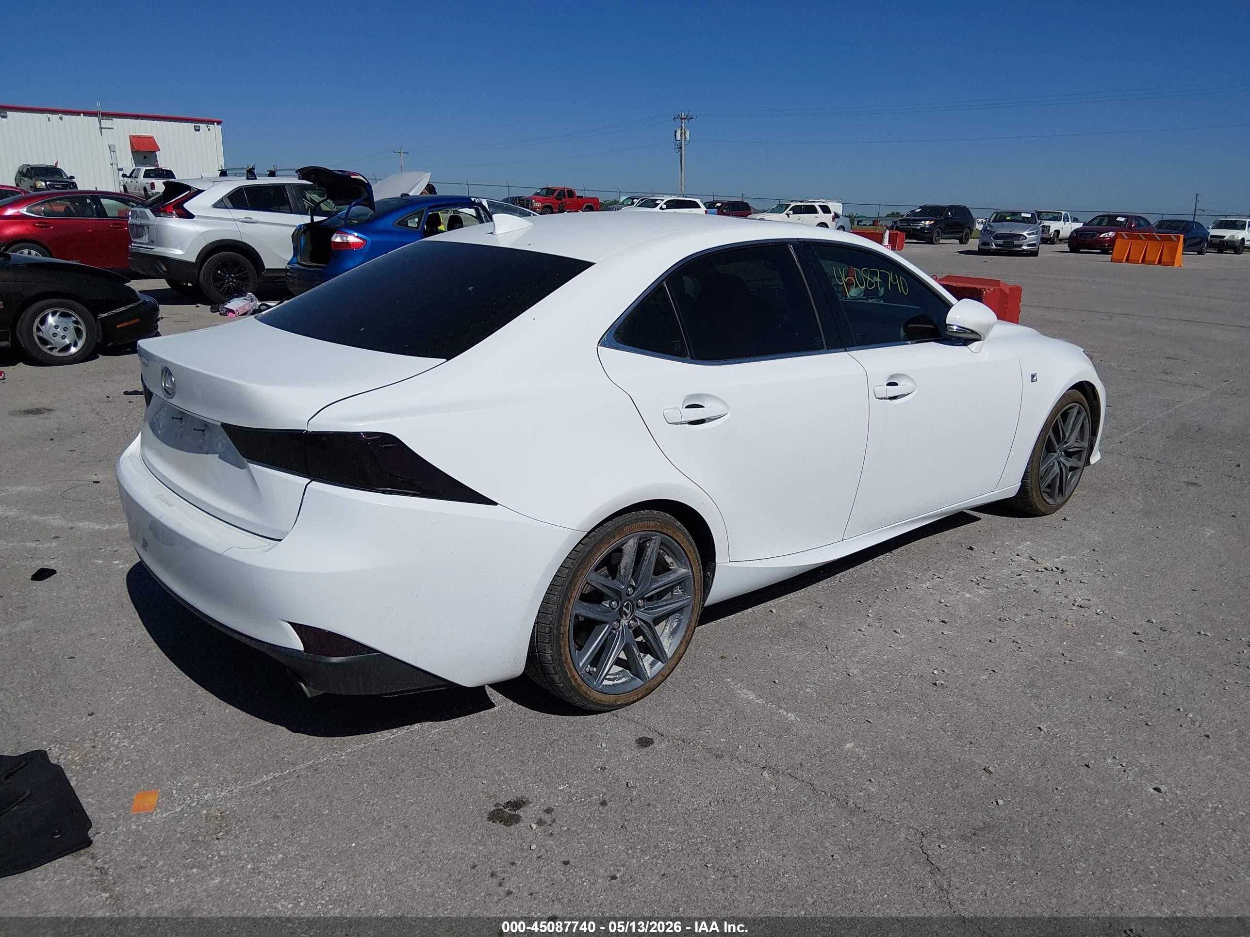 2014 Lexus Is 350   White vin: JTHCE1D27E5002384
