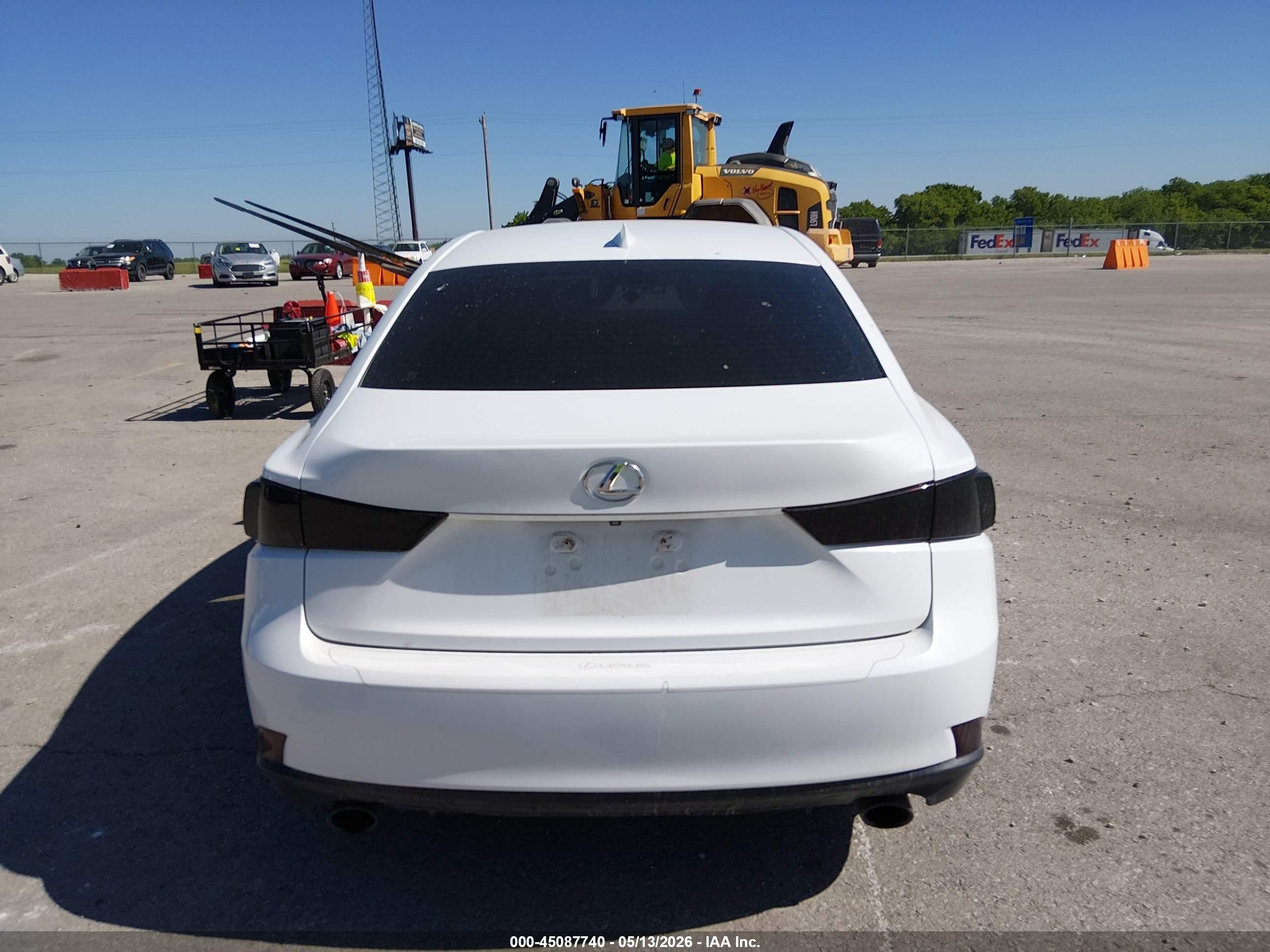 2014 Lexus Is 350   White vin: JTHCE1D27E5002384