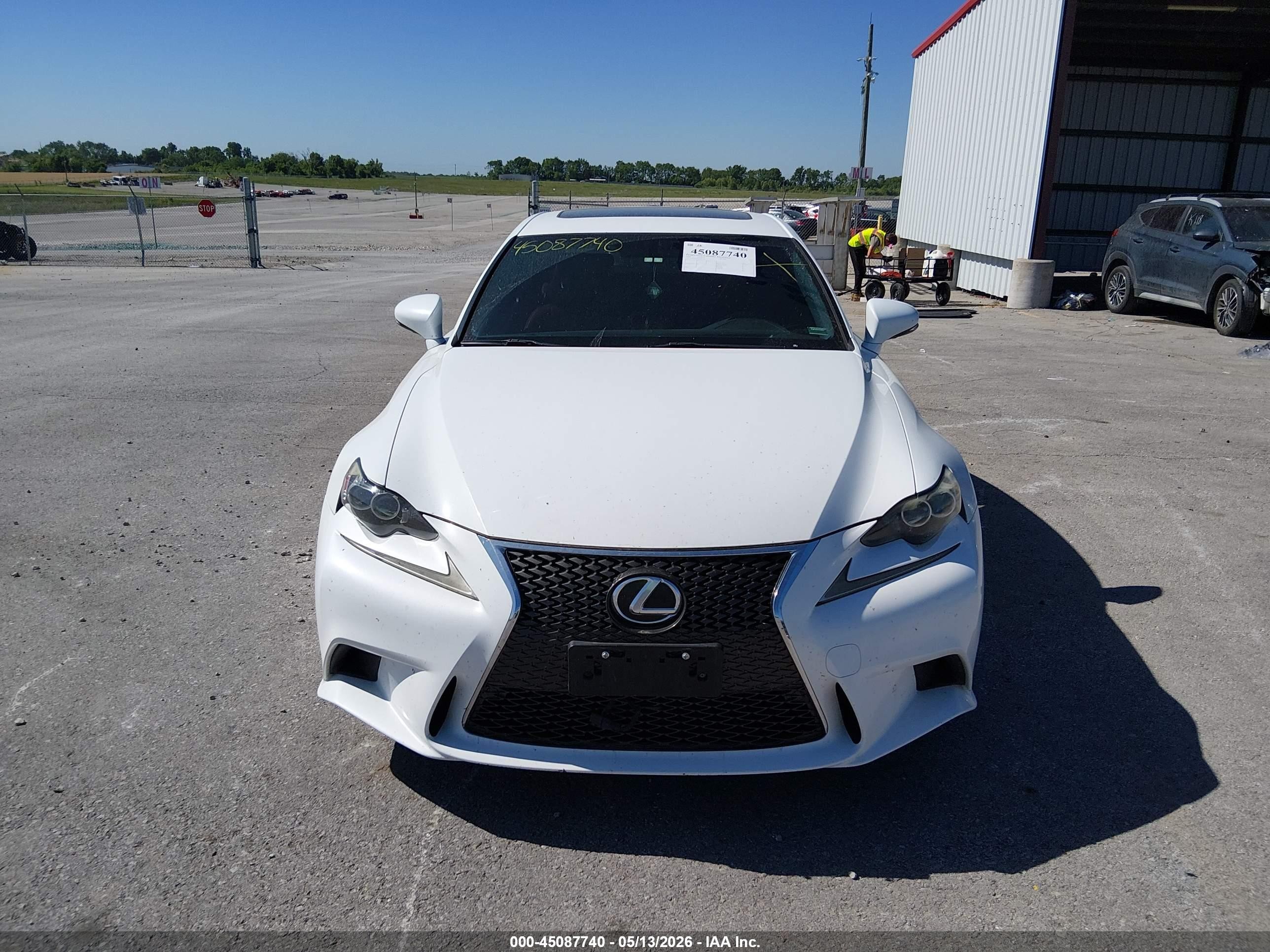 2014 Lexus Is 350   White vin: JTHCE1D27E5002384