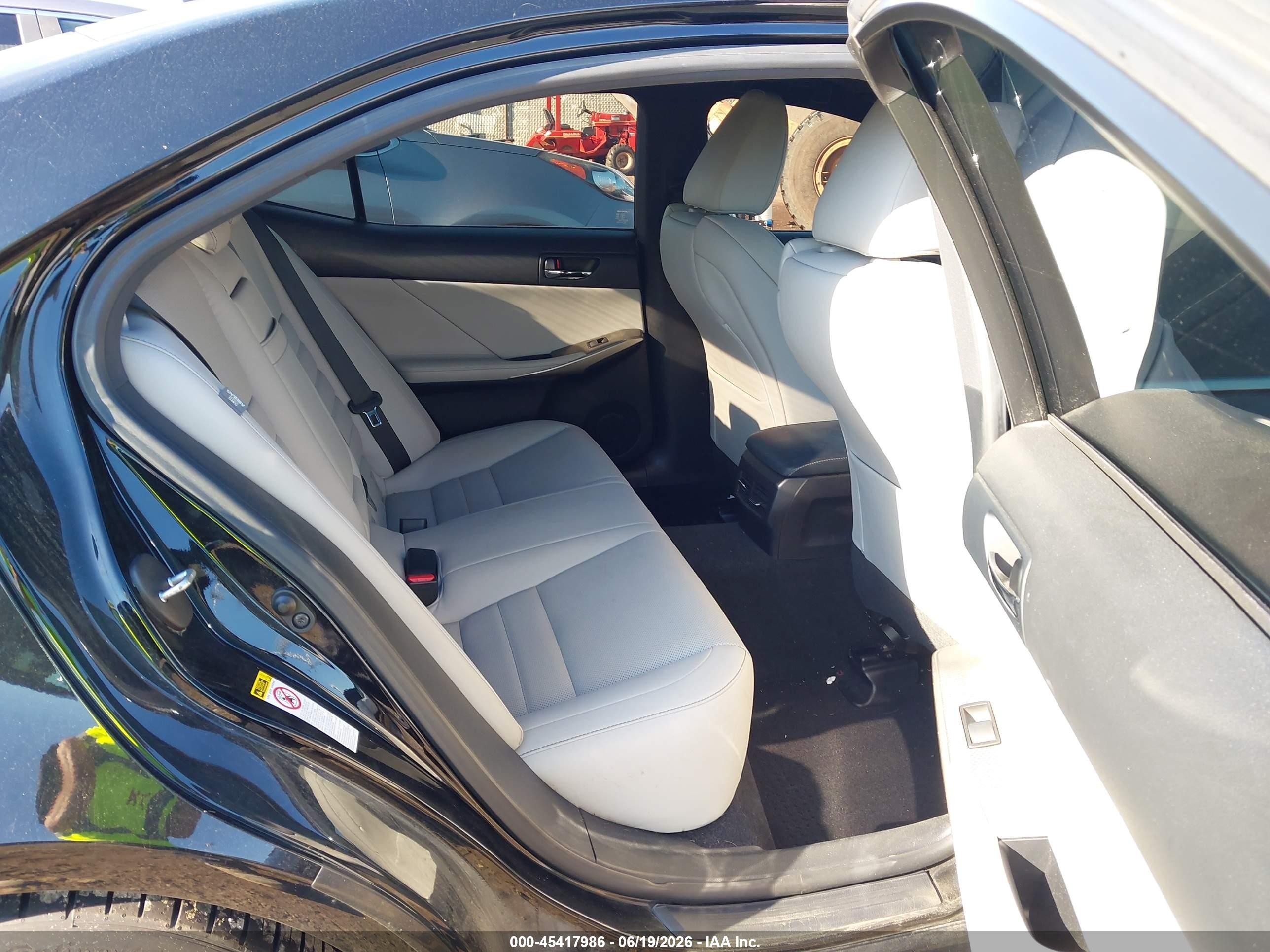 2015 Lexus Is 350   Black vin: JTHCE1D27F5006453