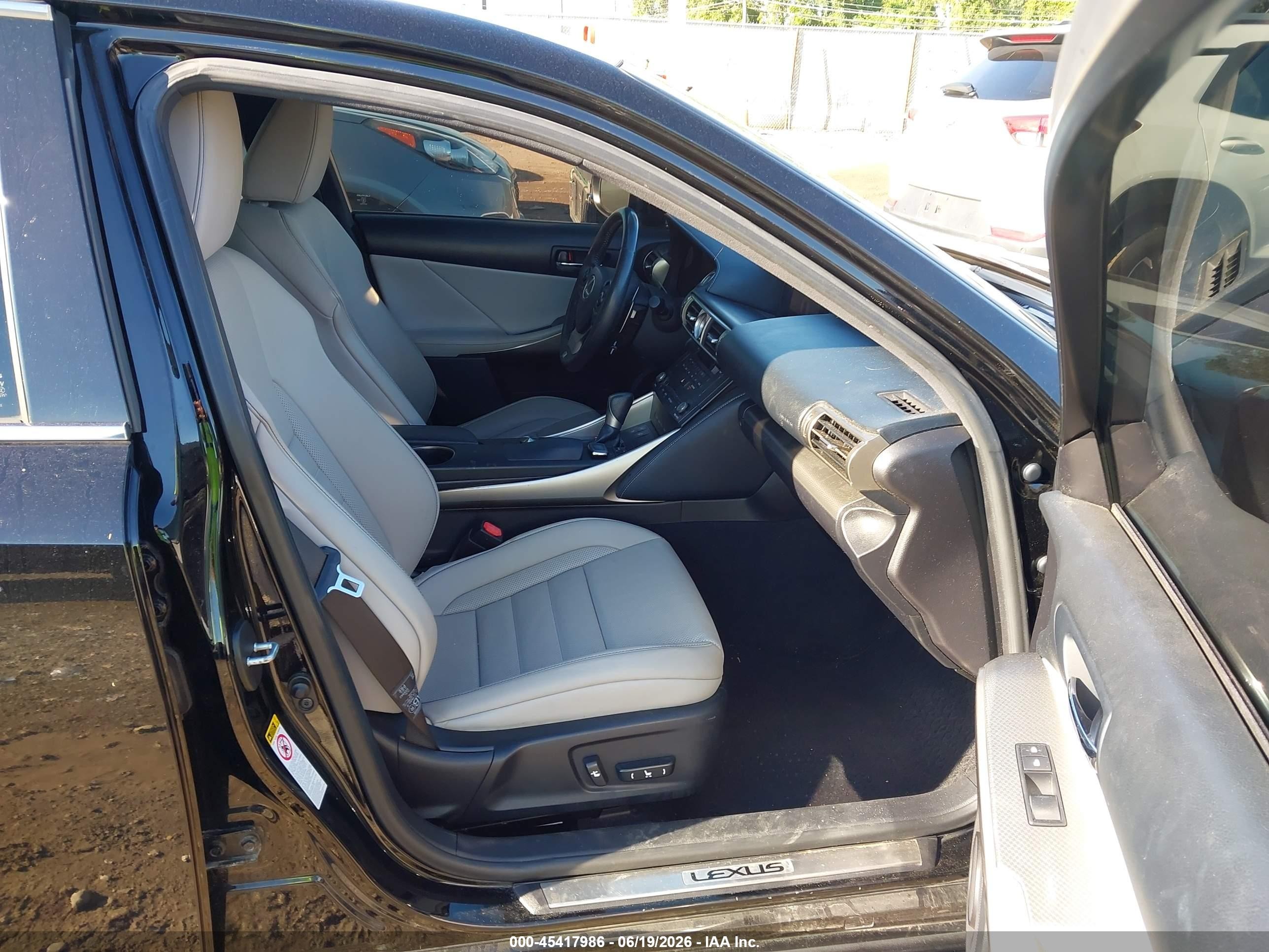 2015 Lexus Is 350   Black vin: JTHCE1D27F5006453