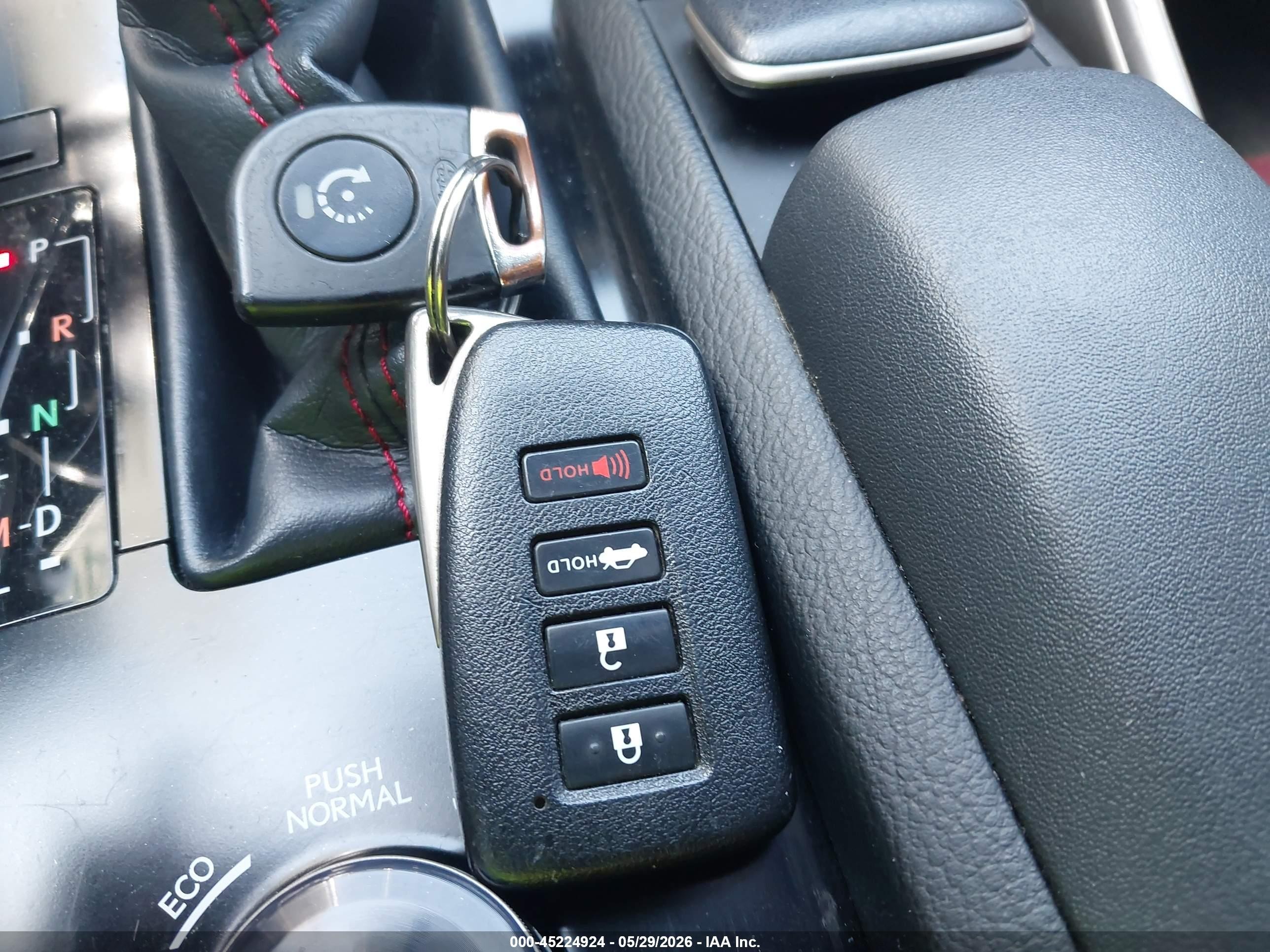 2014 Lexus Is 350   Серебряный vin: JTHCE1D28E5003978