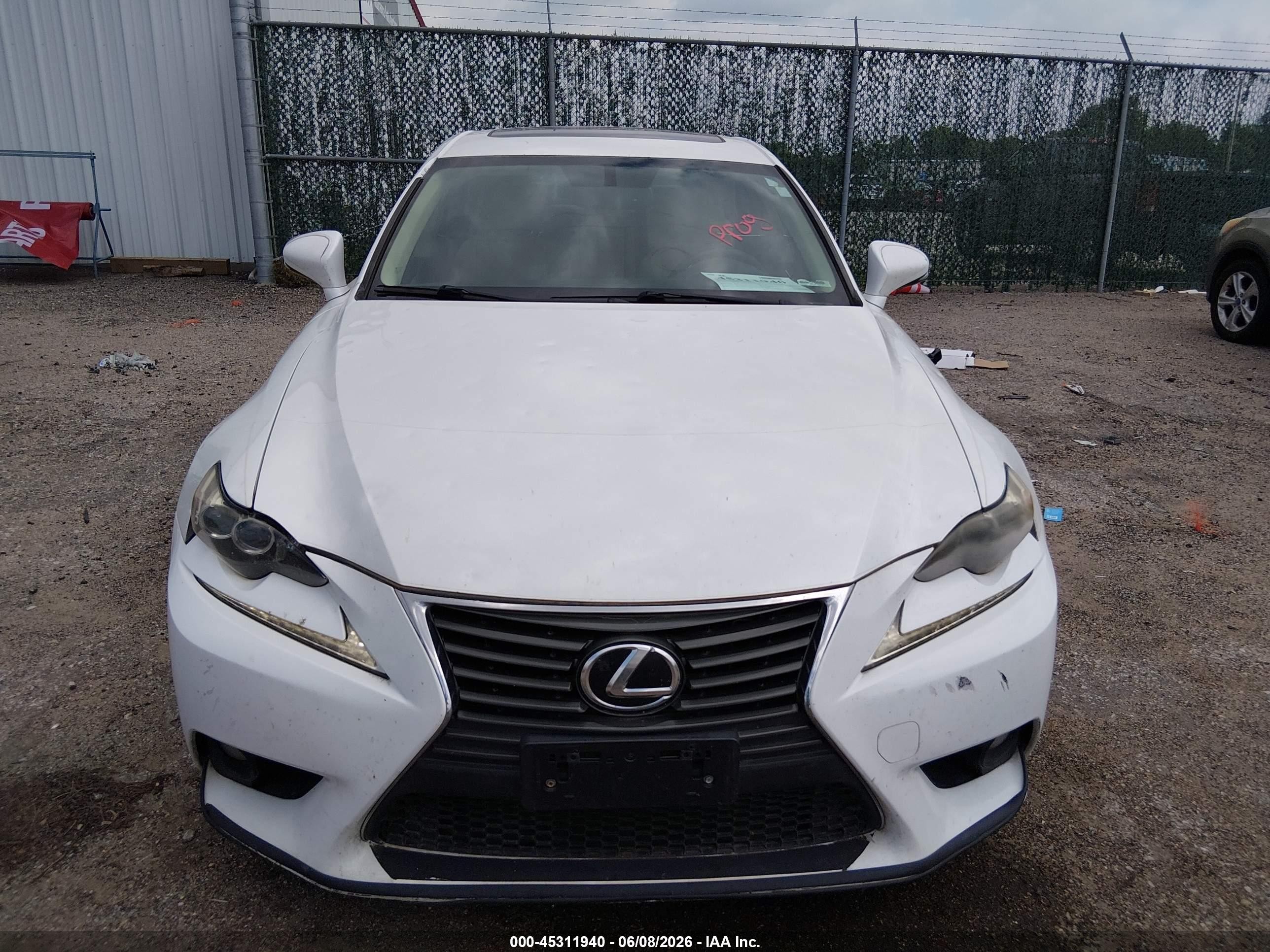 2014 Lexus Is 350   White vin: JTHCE1D29E5000457