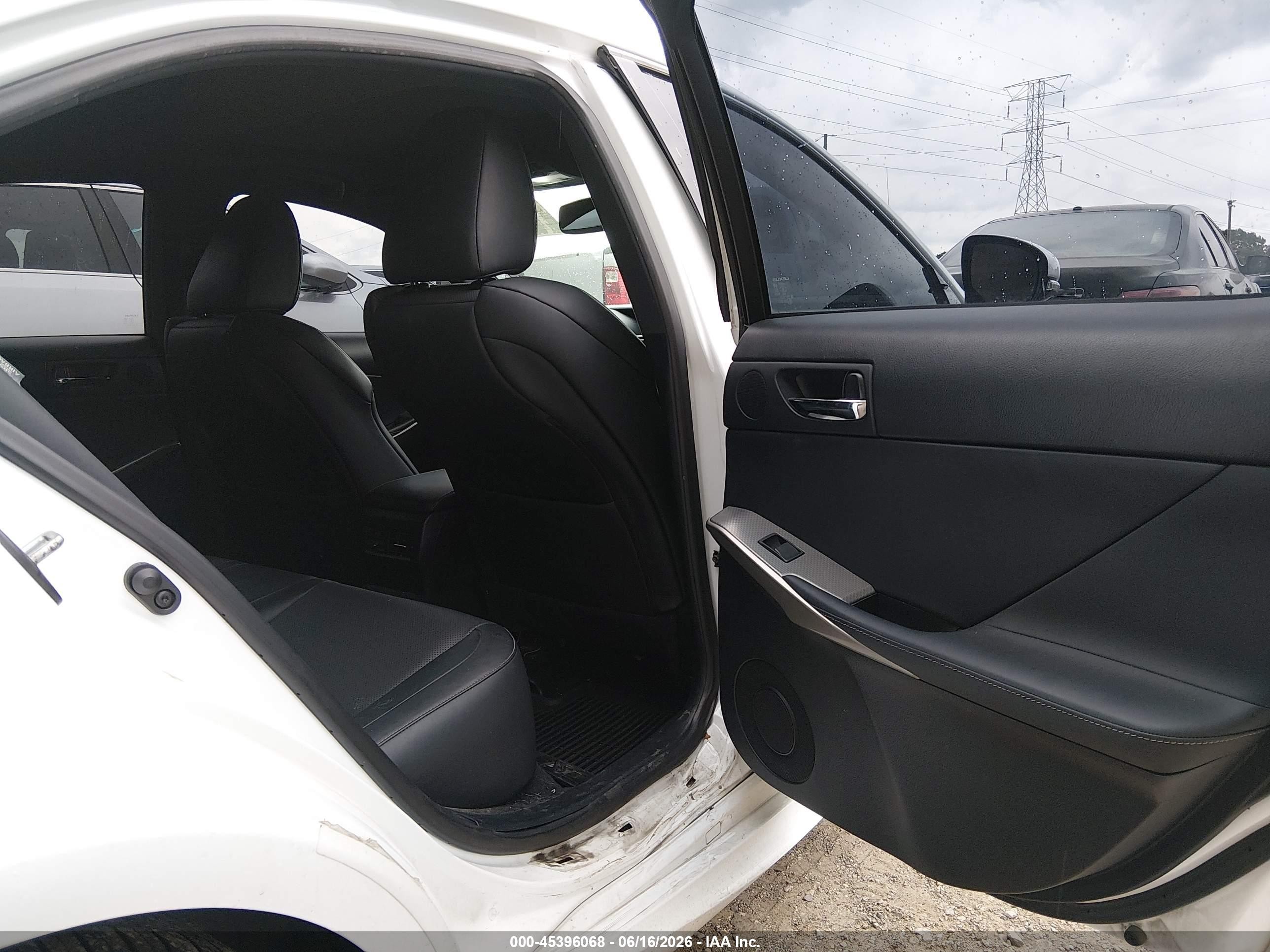 2015 Lexus Is 350   Белый vin: JTHCE1D29F5007846