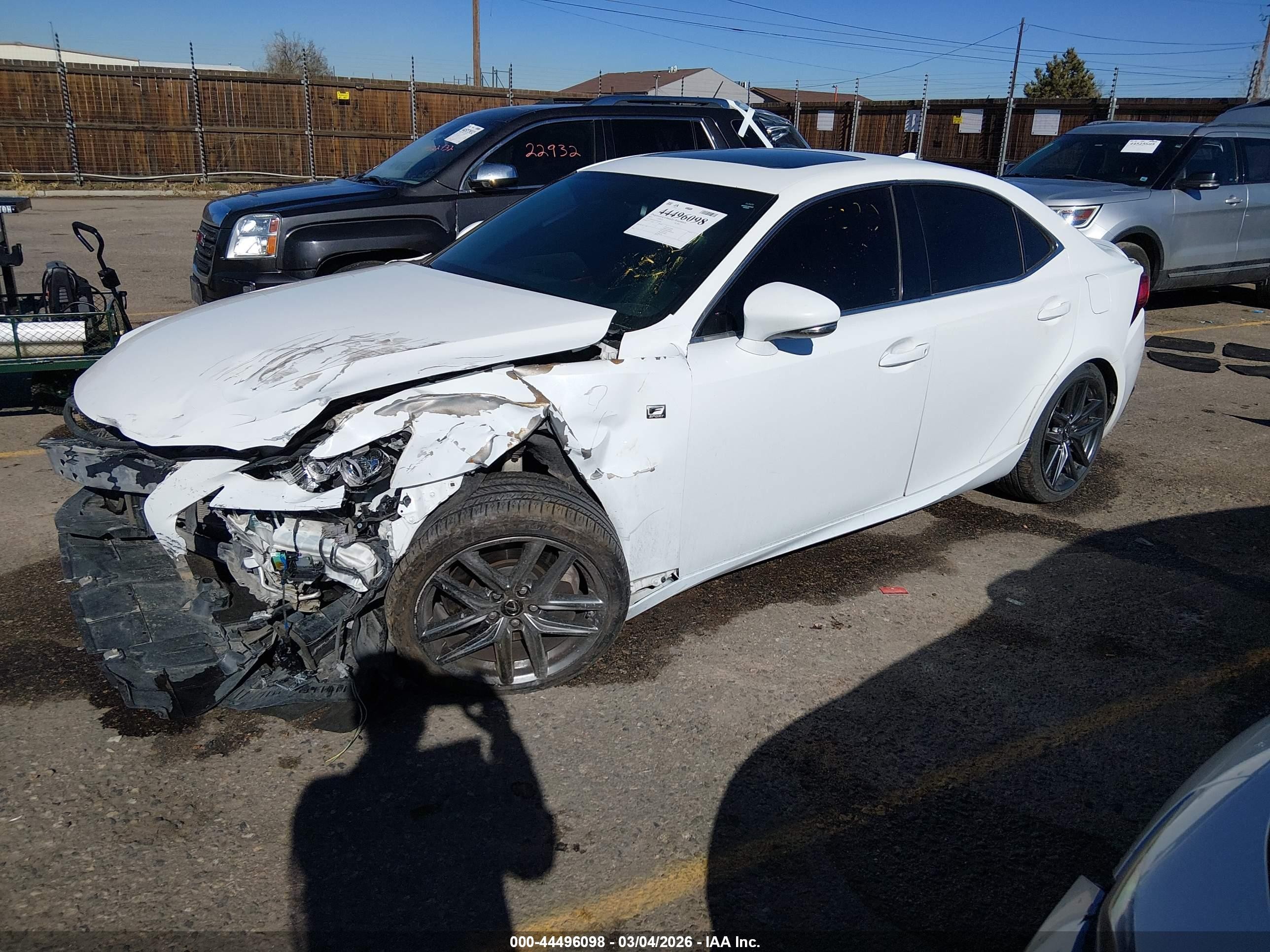 2015 Lexus Is 350   White vin: JTHCE1D2XF5009976