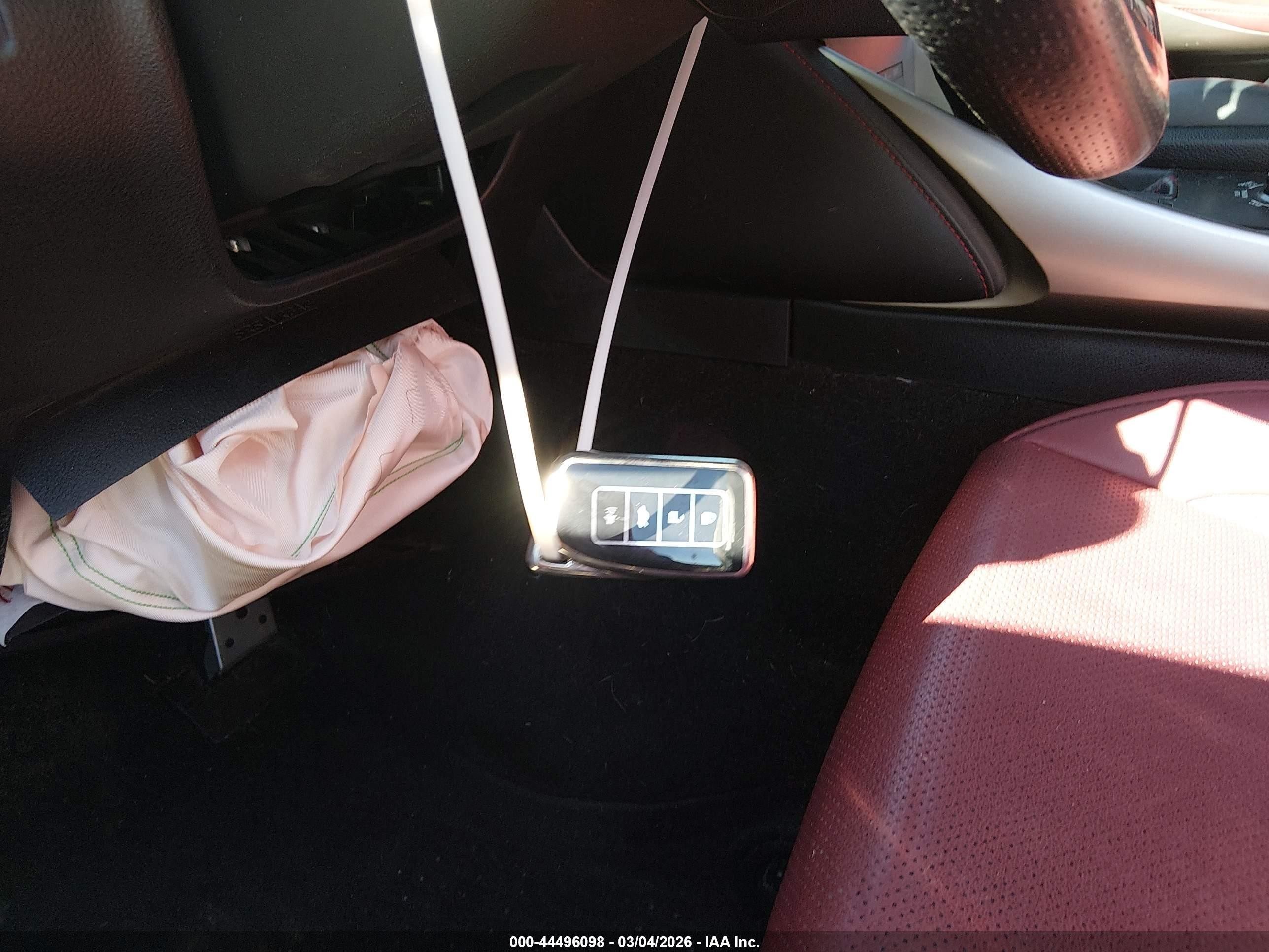 2015 Lexus Is 350   White vin: JTHCE1D2XF5009976