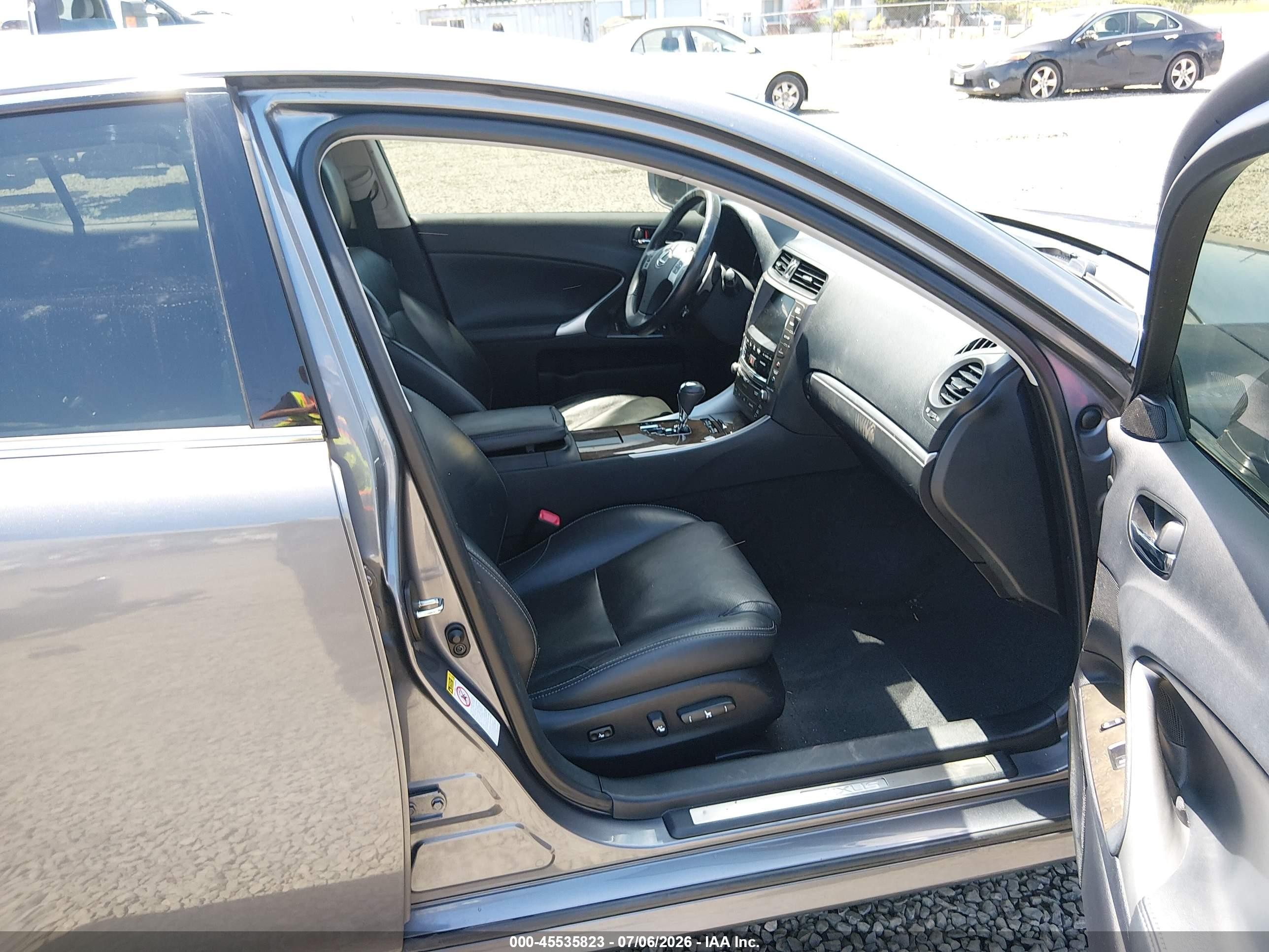 2012 Lexus Is 350   Black vin: JTHCE5C22C5002590