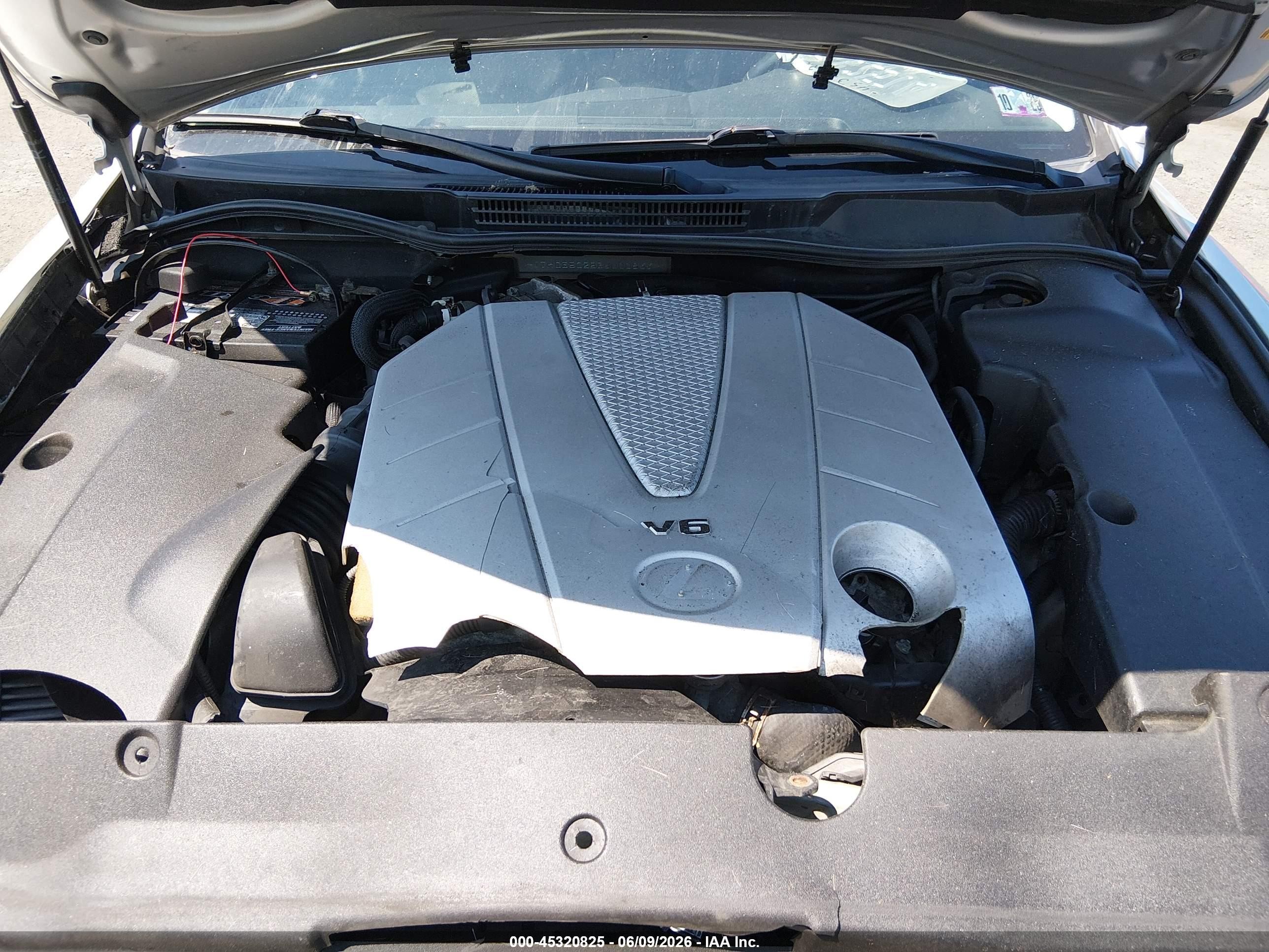 2011 Lexus Is 350   Silver vin: JTHCE5C25B5000833