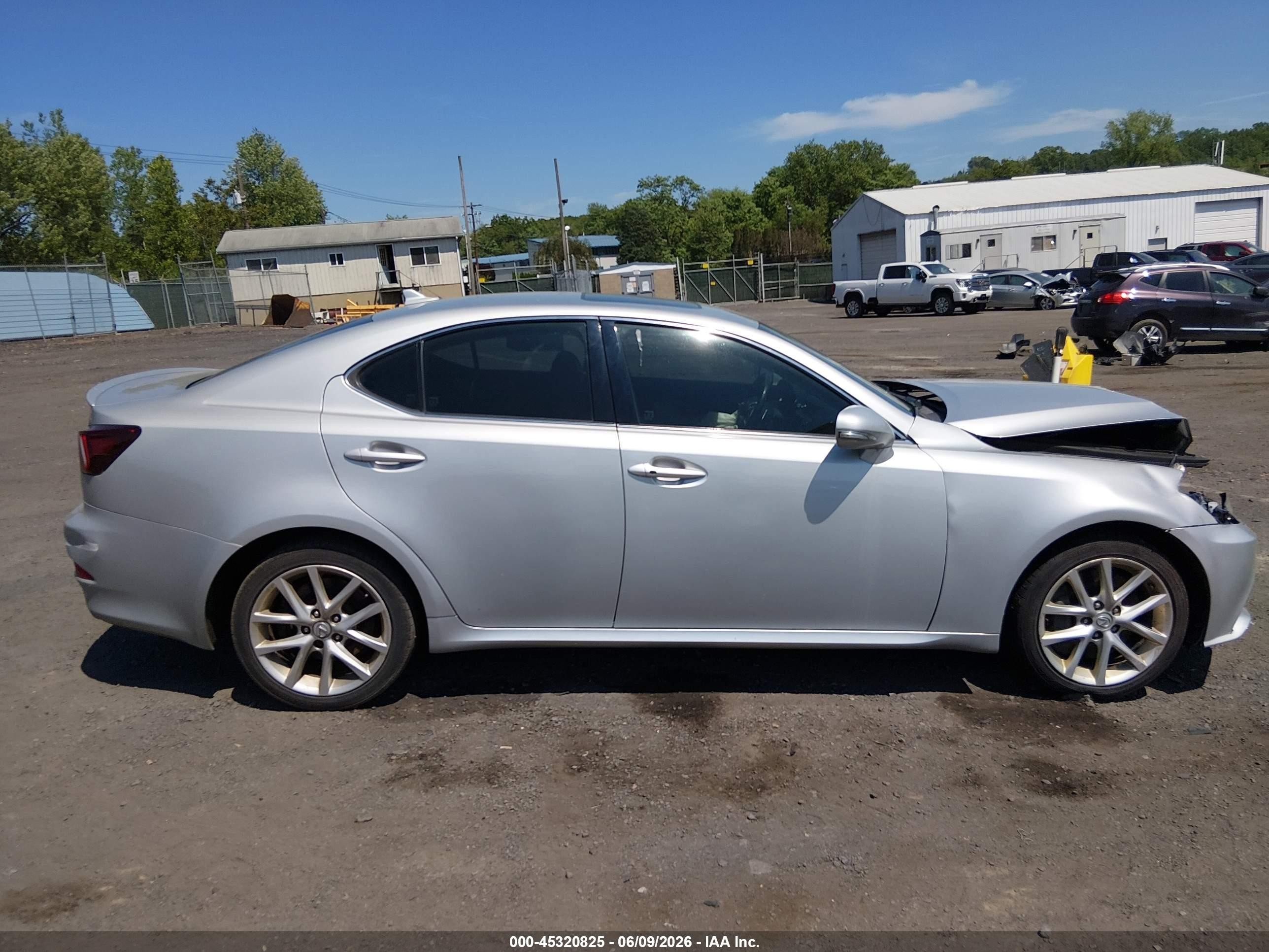 2011 Lexus Is 350   Silver vin: JTHCE5C25B5000833