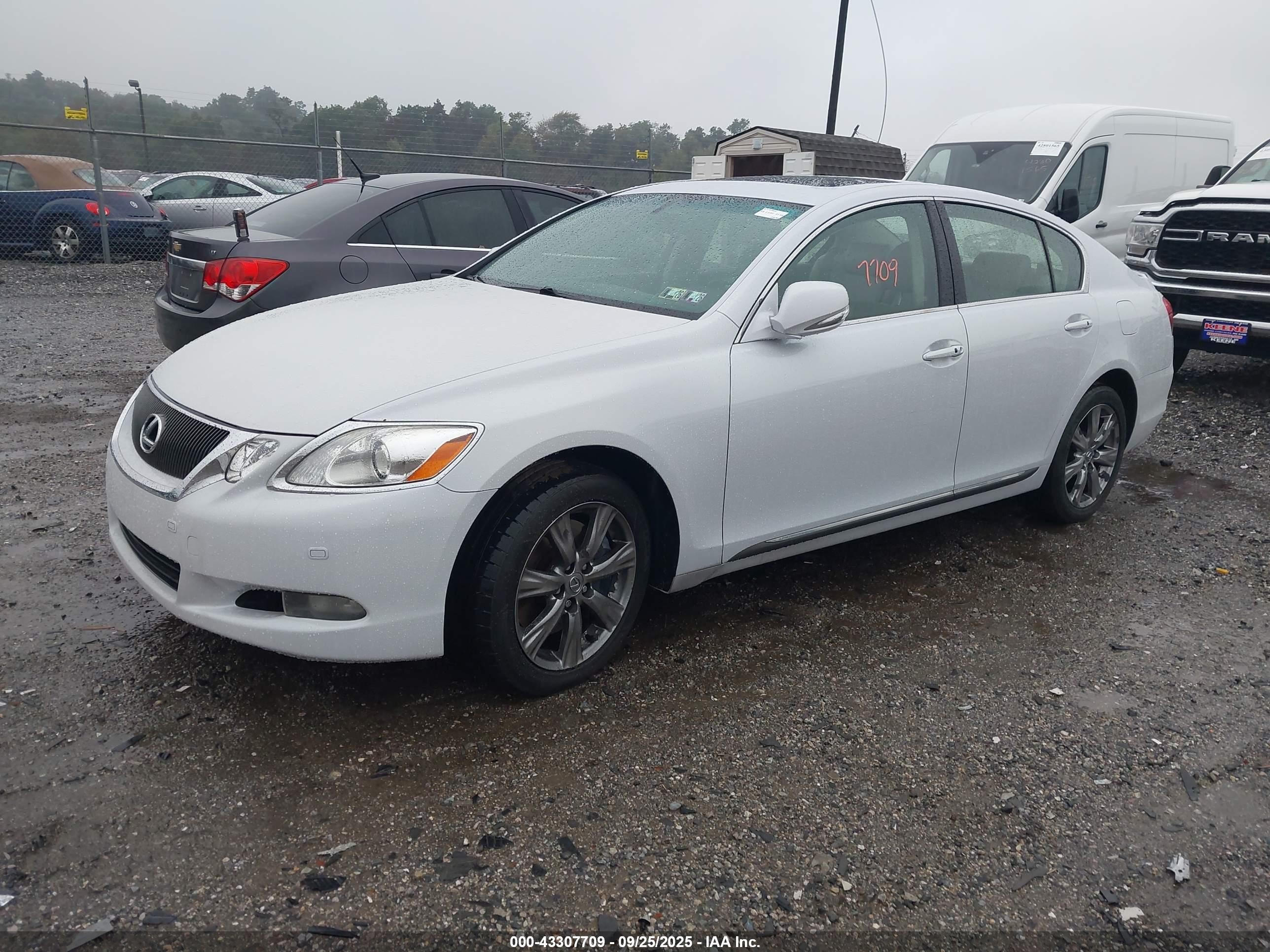 2008 Lexus Gs 350   White vin: JTHCE96S080020366