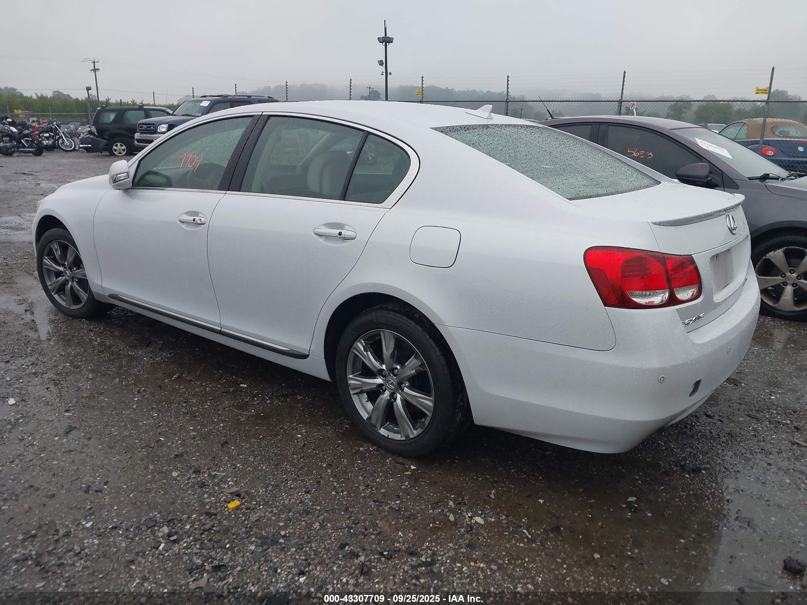 2008 Lexus Gs 350   White vin: JTHCE96S080020366