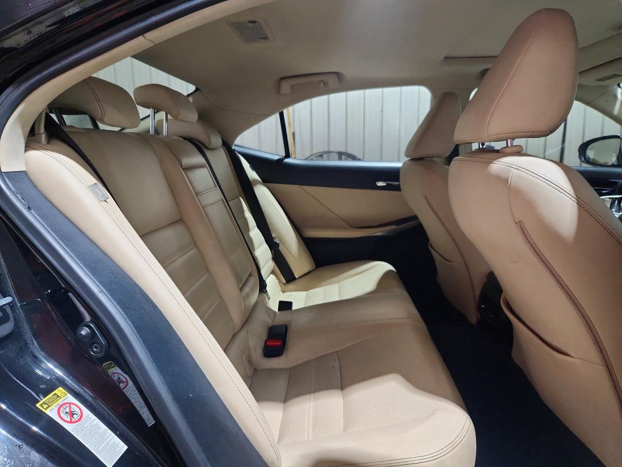 2014 Lexus Is 250 Черный vin: JTHCF1D20E5014115