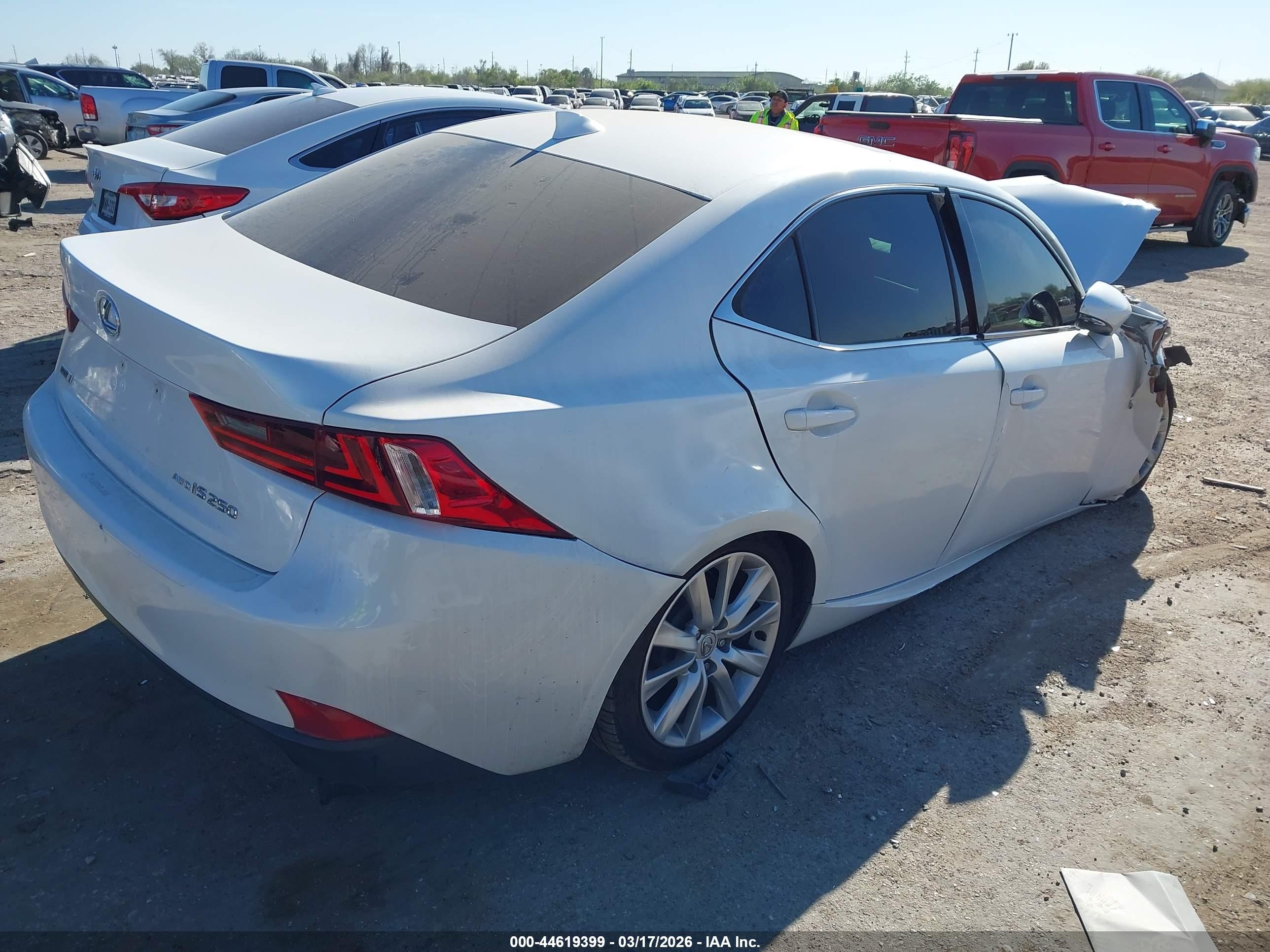 2015 Lexus Is 250   Белый vin: JTHCF1D20F5029280