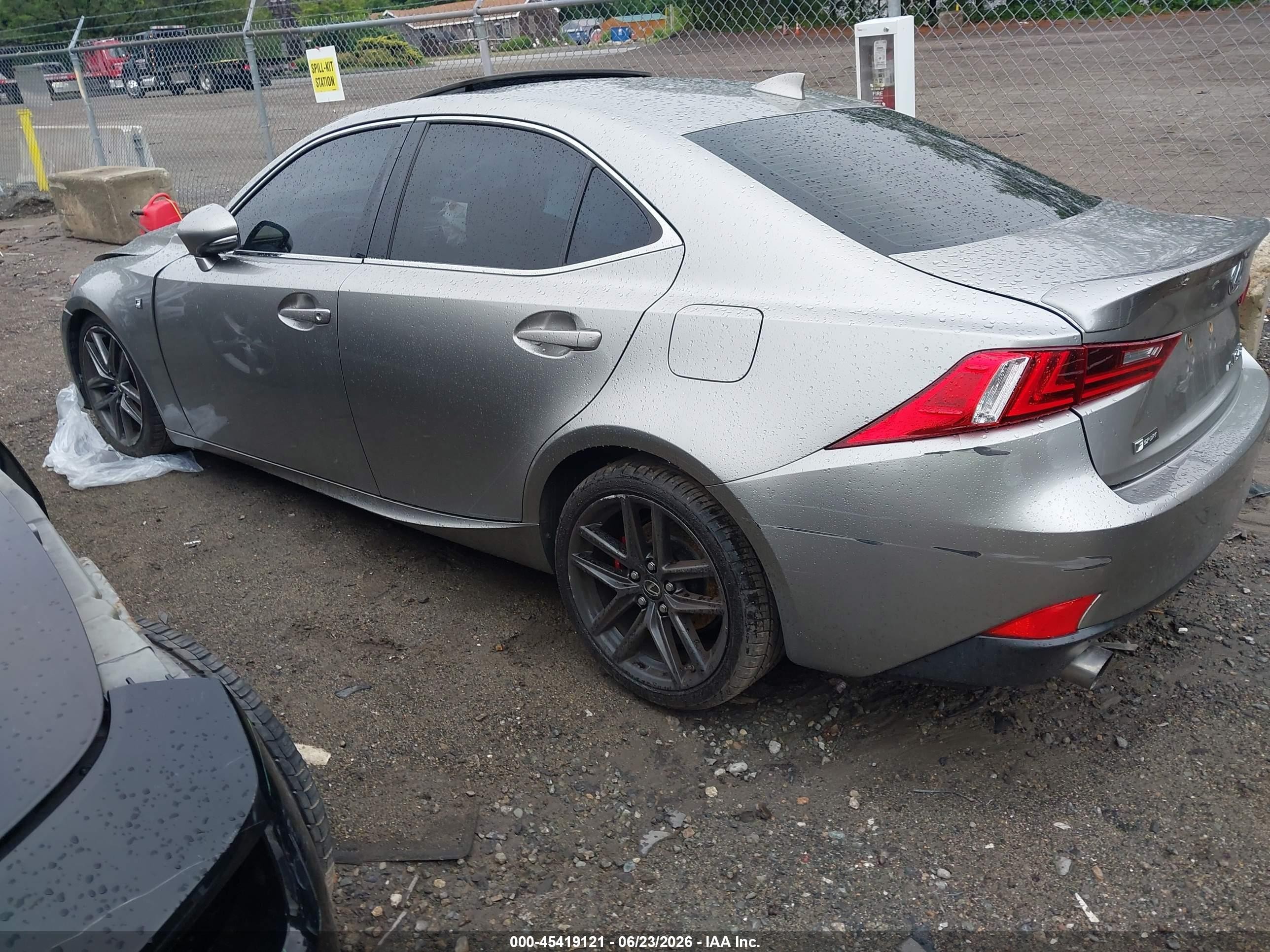 2015 Lexus Is 250   Champagne vin: JTHCF1D20F5029697
