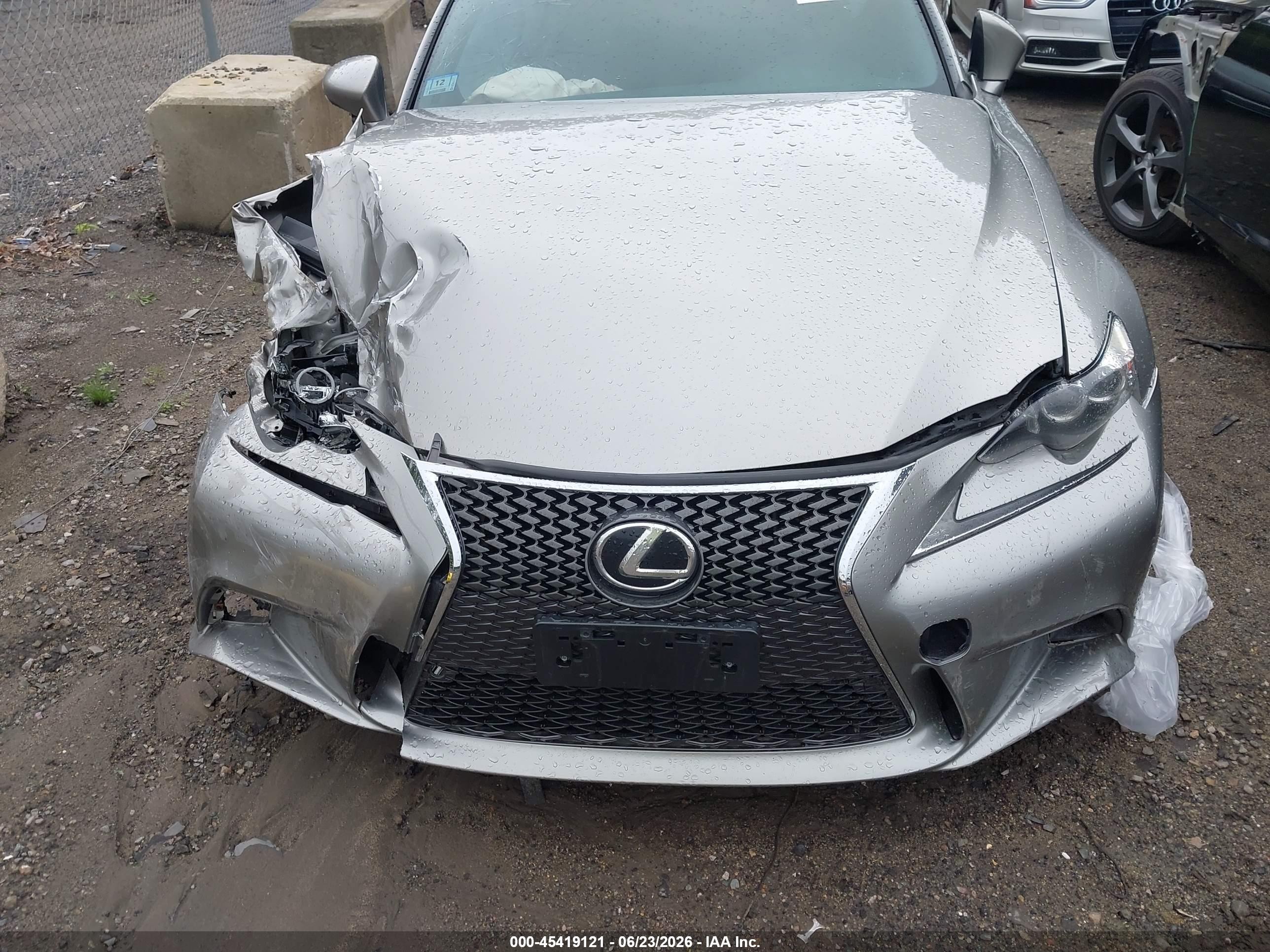 2015 Lexus Is 250   Champagne vin: JTHCF1D20F5029697
