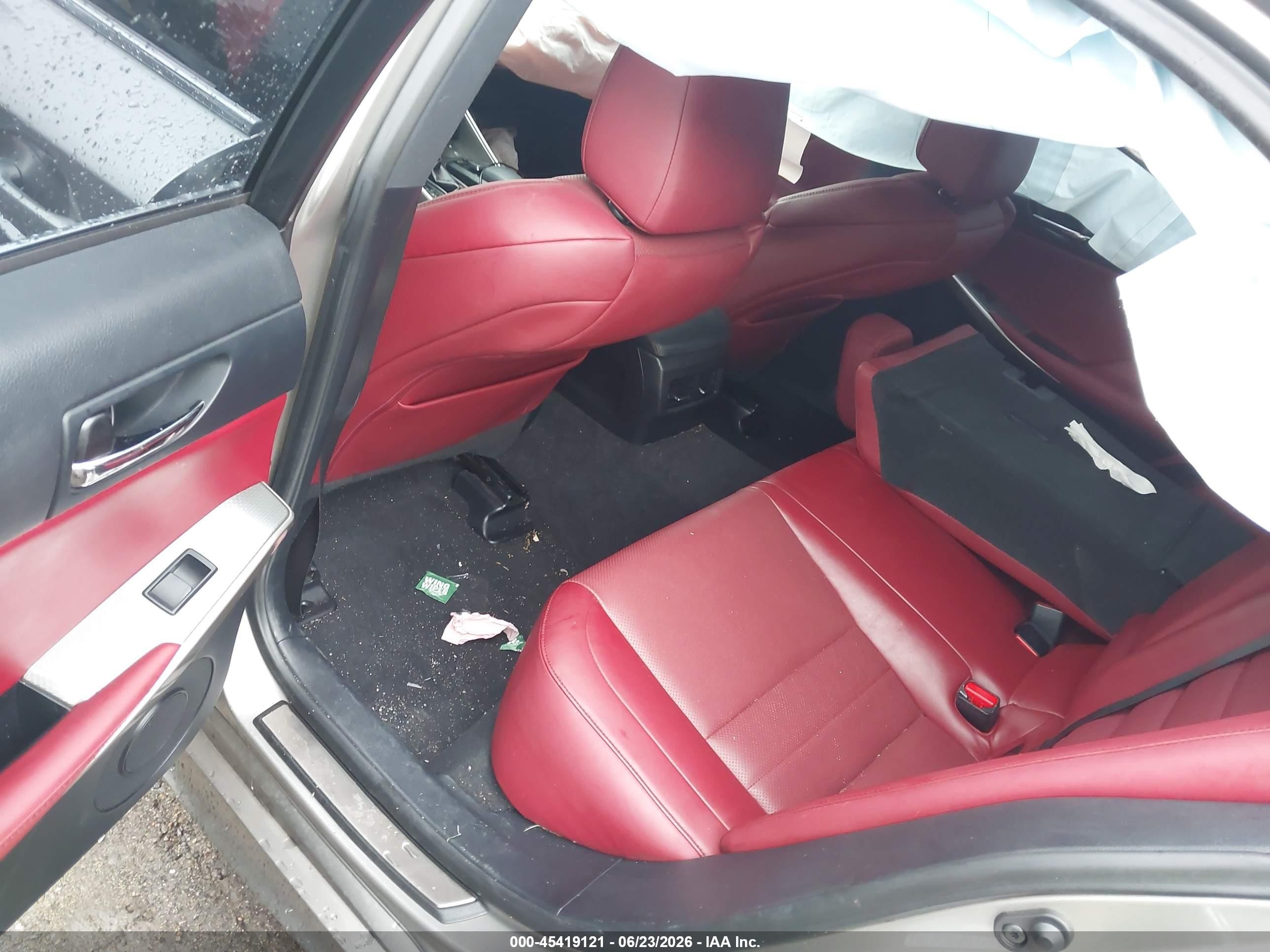2015 Lexus Is 250   Champagne vin: JTHCF1D20F5029697