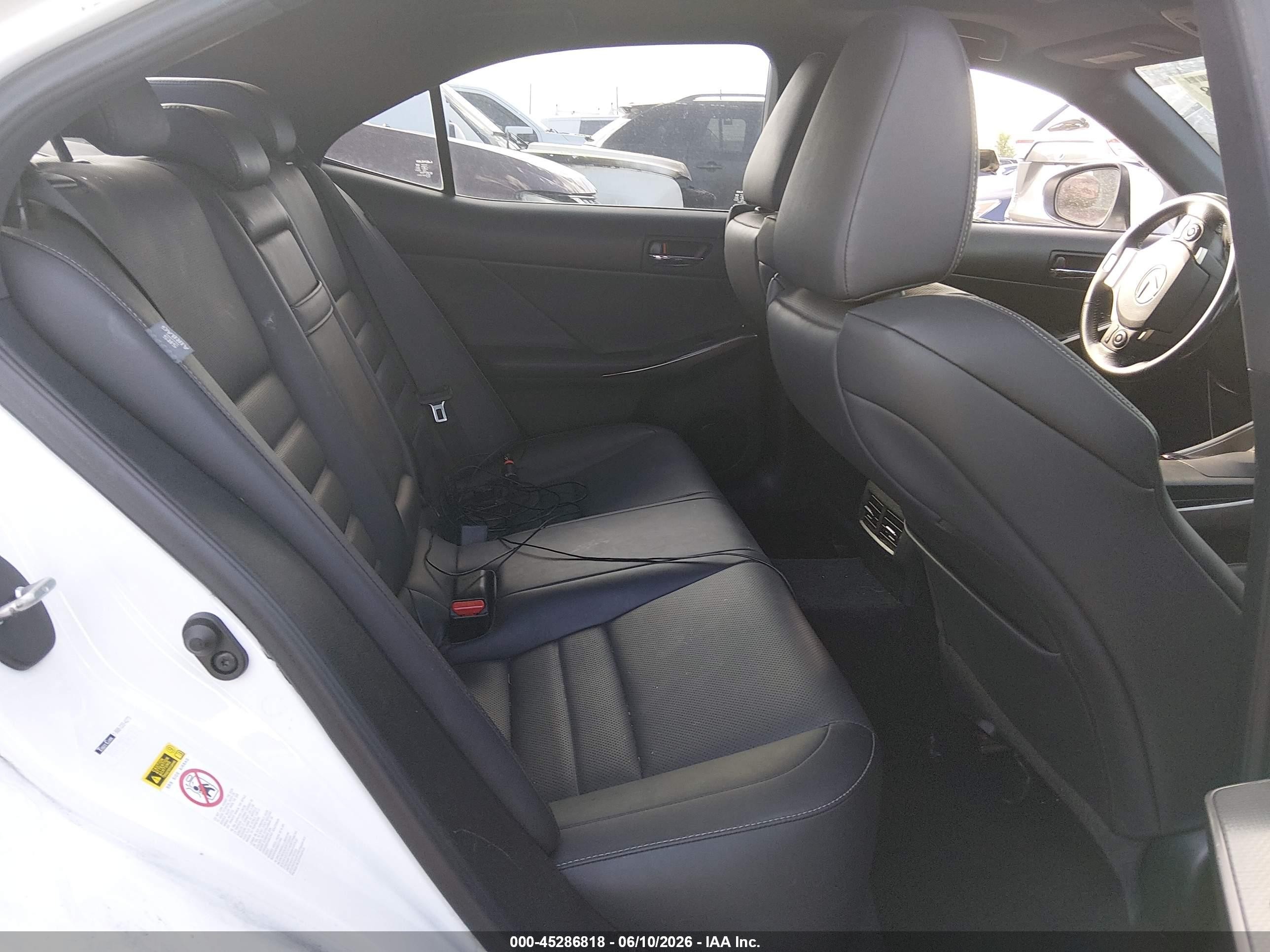 2014 Lexus Is 250   White vin: JTHCF1D21E5009585