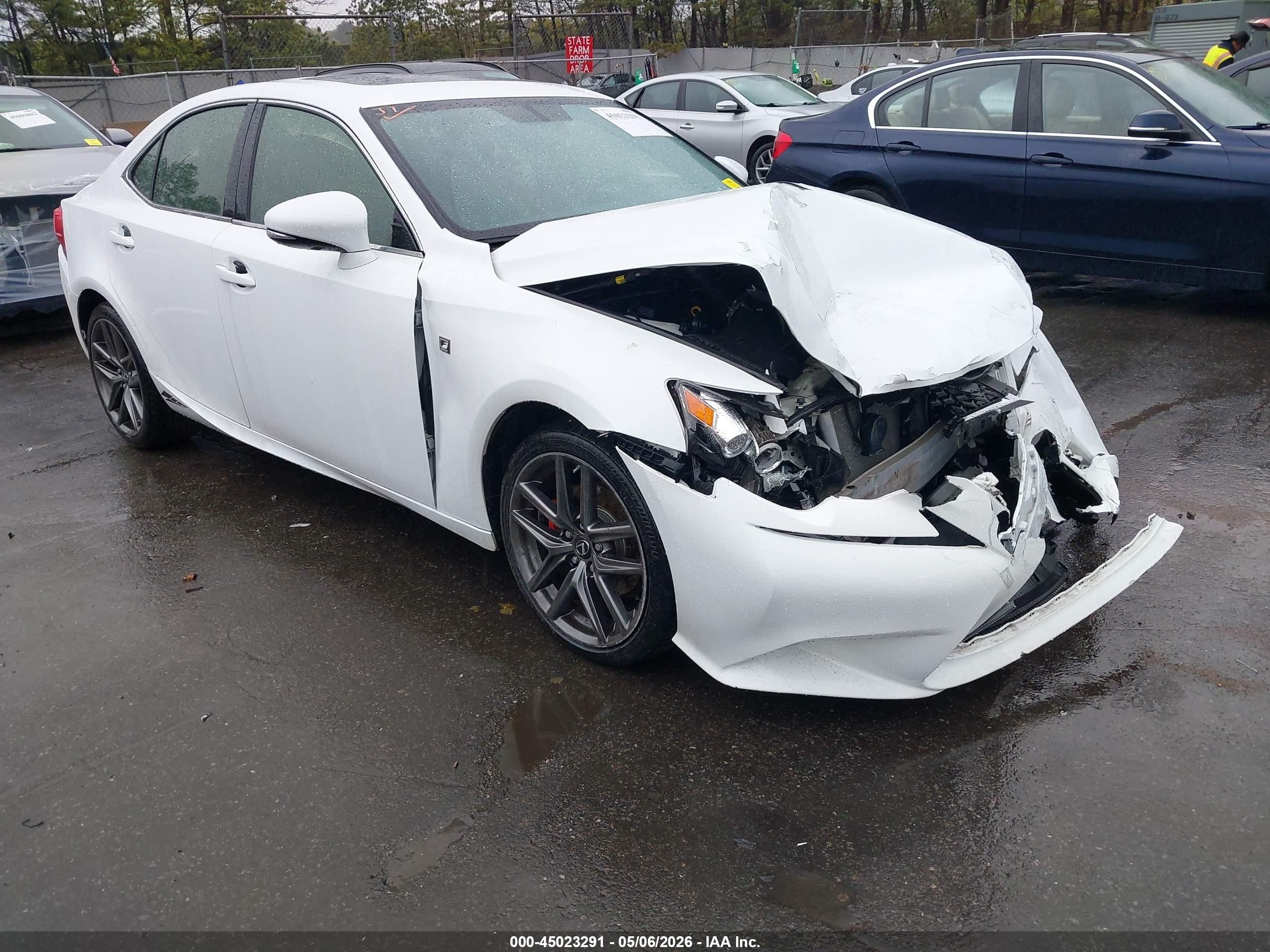 2015 Lexus Is 250   White vin: JTHCF1D21F5023388