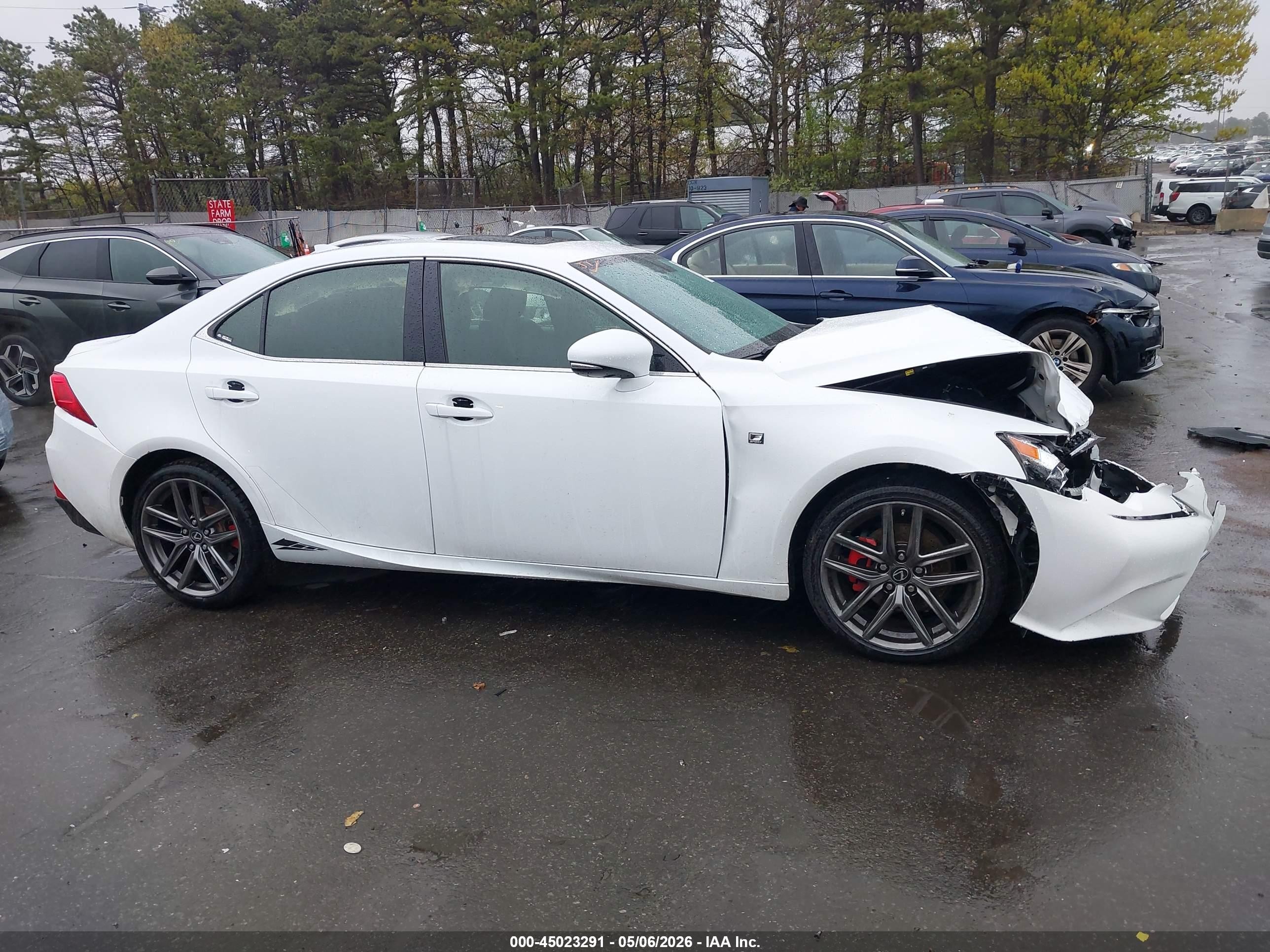 2015 Lexus Is 250   White vin: JTHCF1D21F5023388