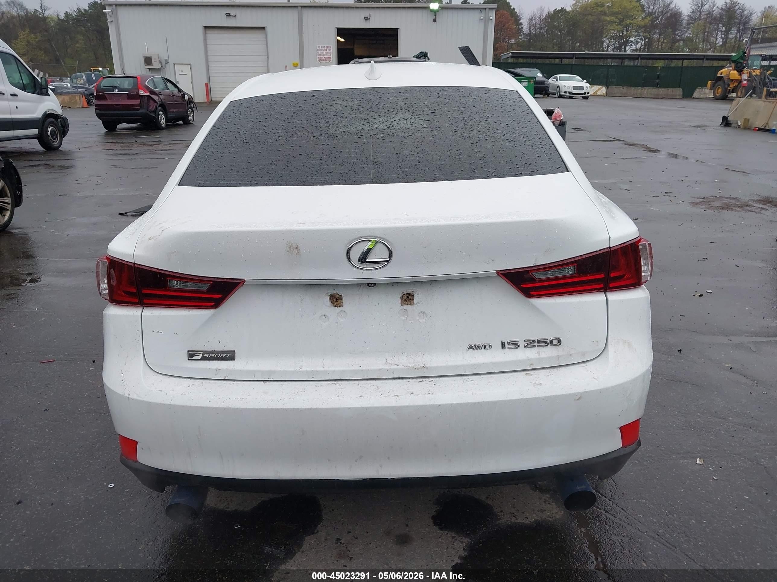 2015 Lexus Is 250   White vin: JTHCF1D21F5023388