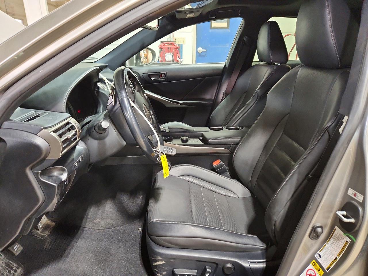 2015 Lexus Is 250 Base Silver vin: JTHCF1D21F5024671