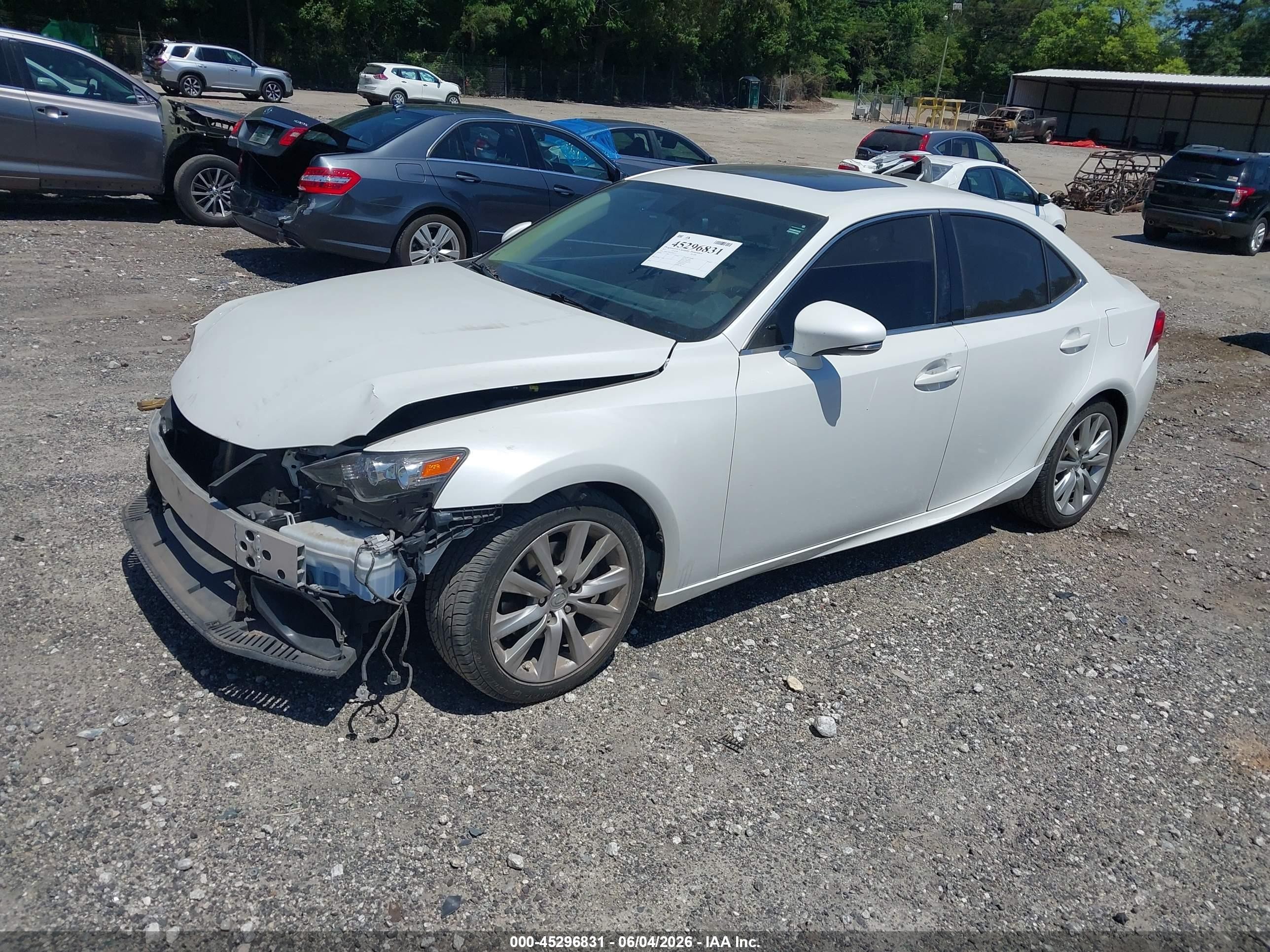 2015 Lexus Is 250   White vin: JTHCF1D21F5026727
