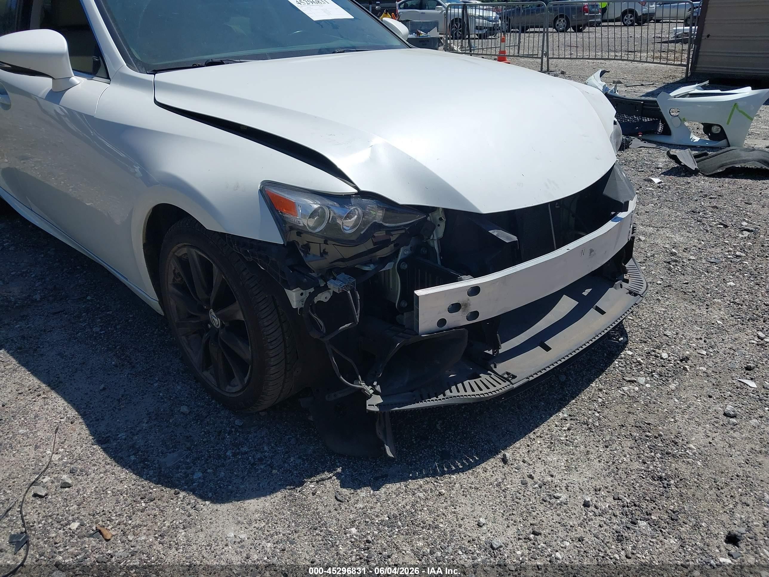 2015 Lexus Is 250   White vin: JTHCF1D21F5026727