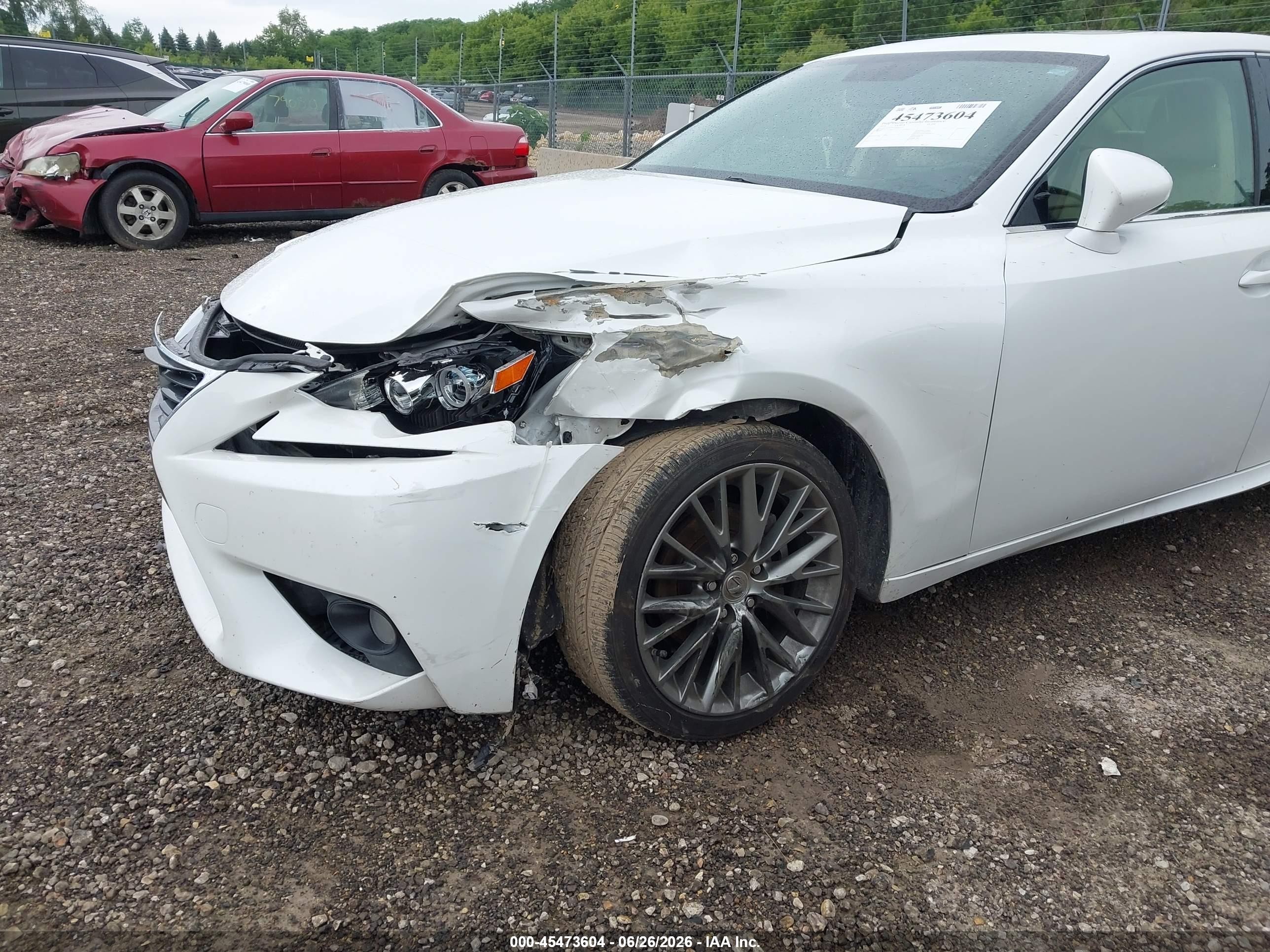 2014 Lexus Is 250   White vin: JTHCF1D22E5002239
