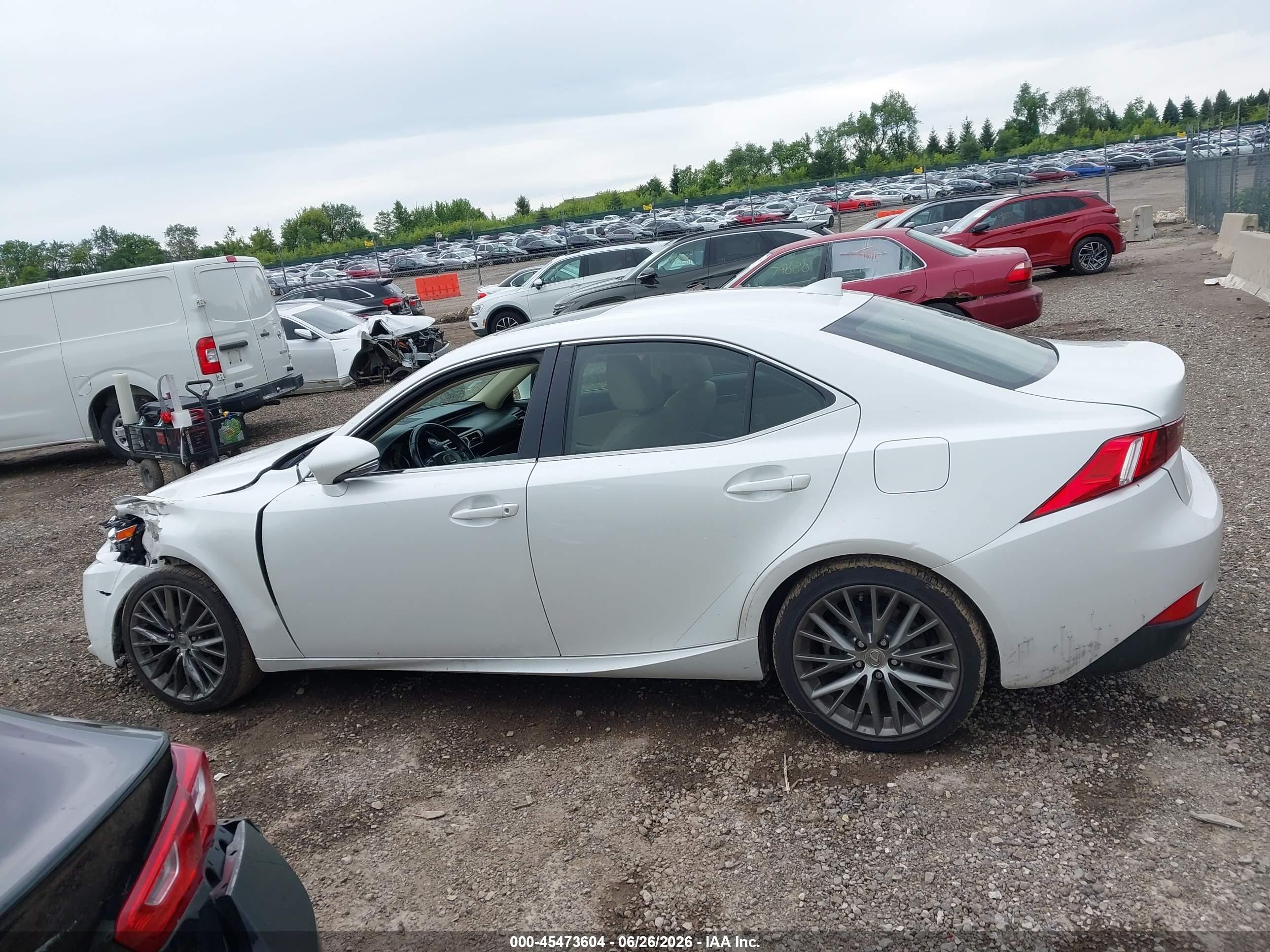 2014 Lexus Is 250   White vin: JTHCF1D22E5002239