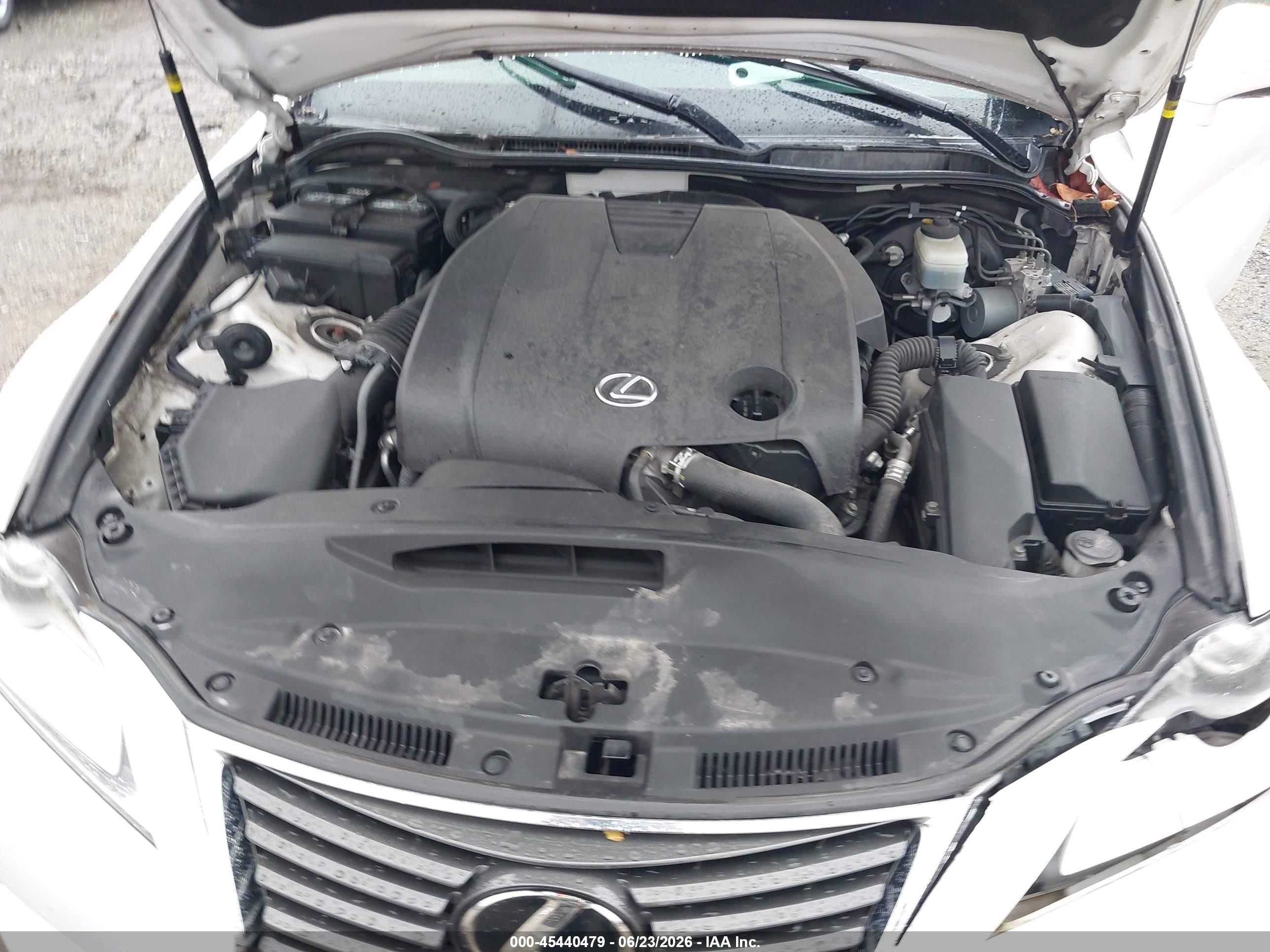 2014 Lexus Is 250   White vin: JTHCF1D22E5004332