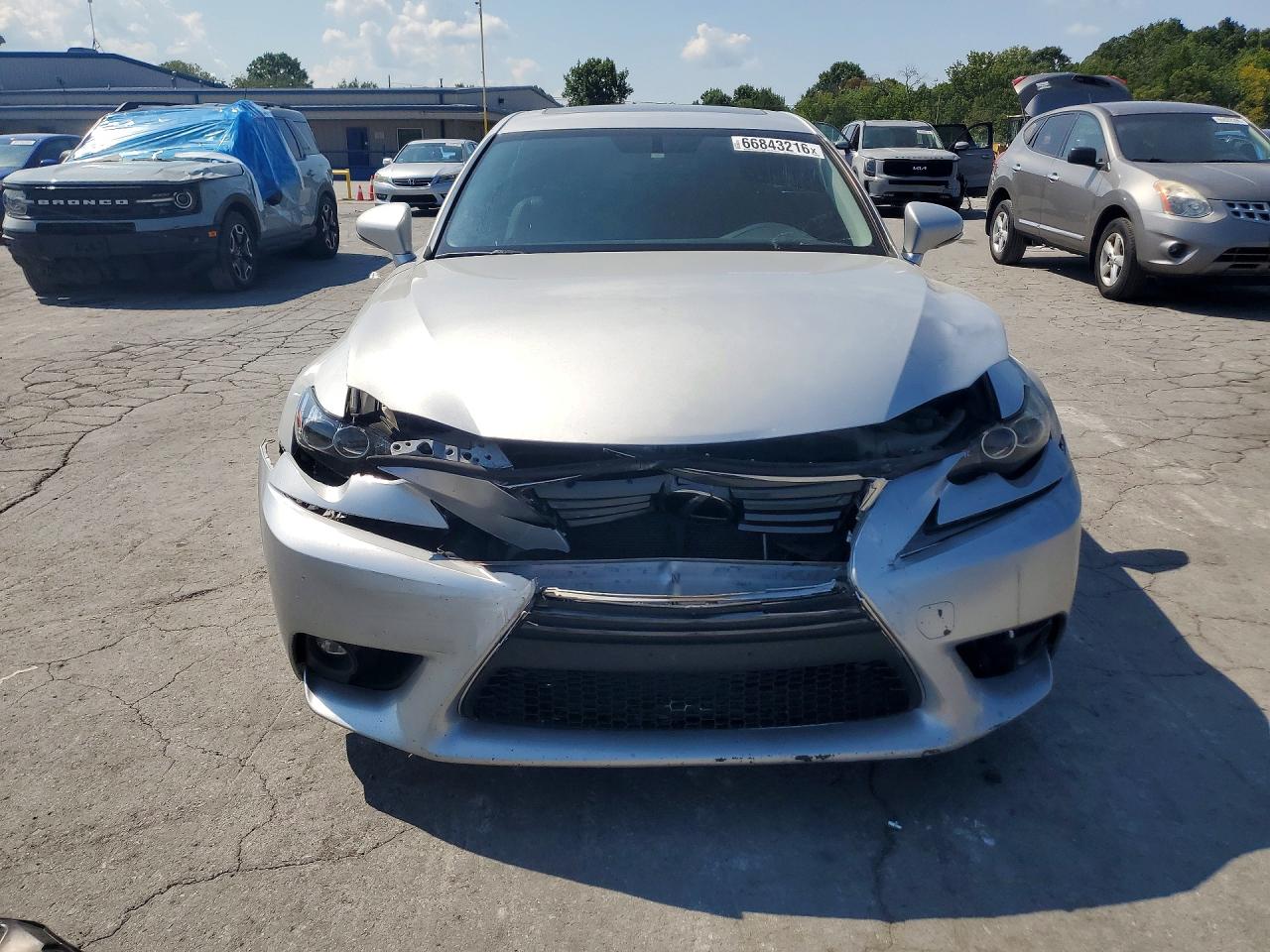 2015 Lexus Is 250 Серебряный vin: JTHCF1D23F5028849
