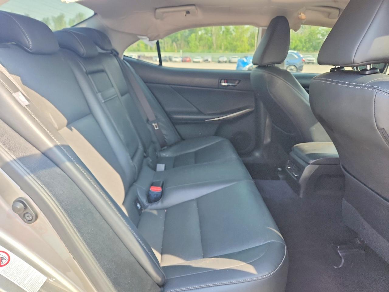 2014 Lexus Is 250 Серебряный vin: JTHCF1D24E5007250
