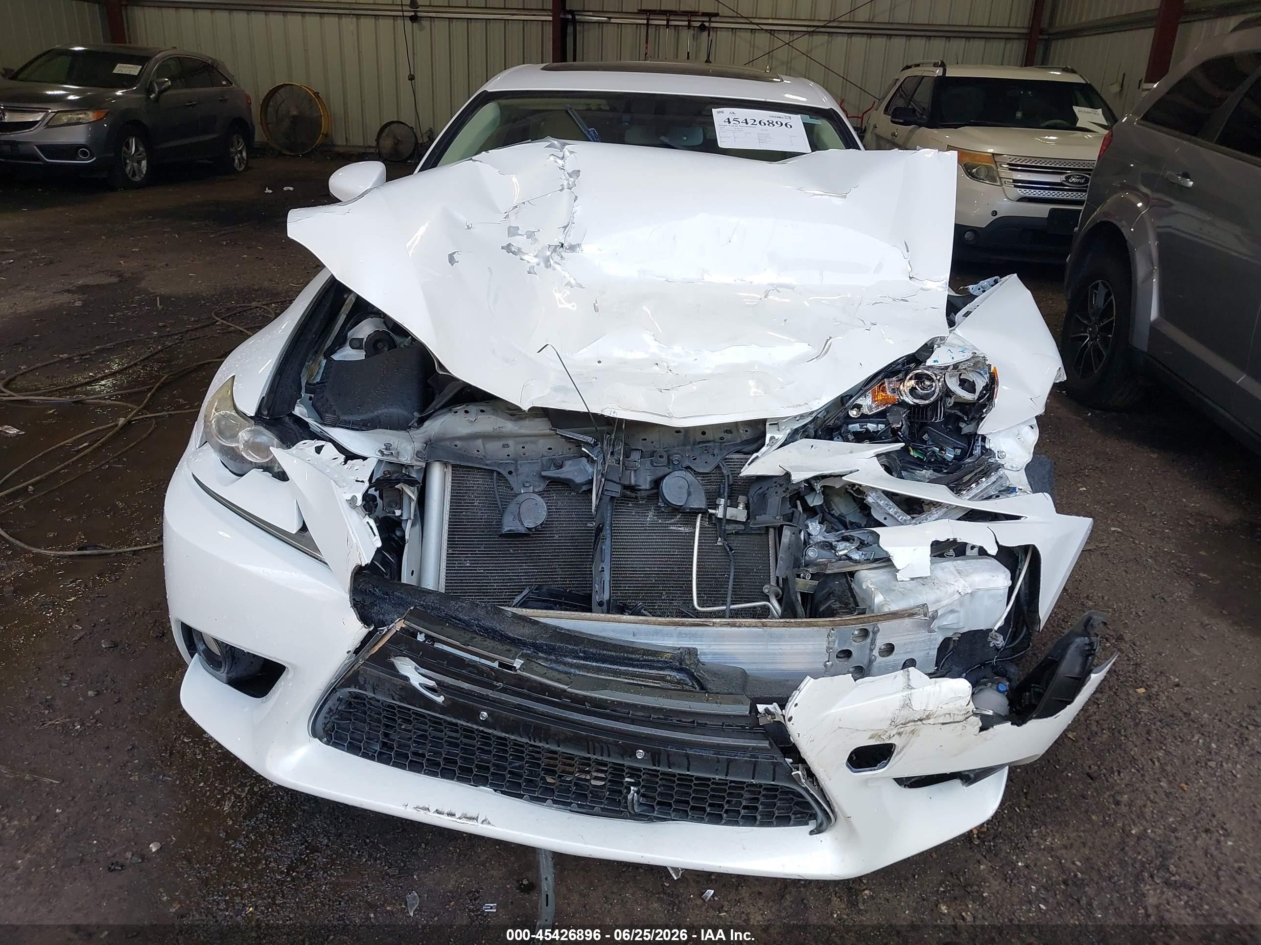 2014 Lexus Is 250 White vin: JTHCF1D24E5009077