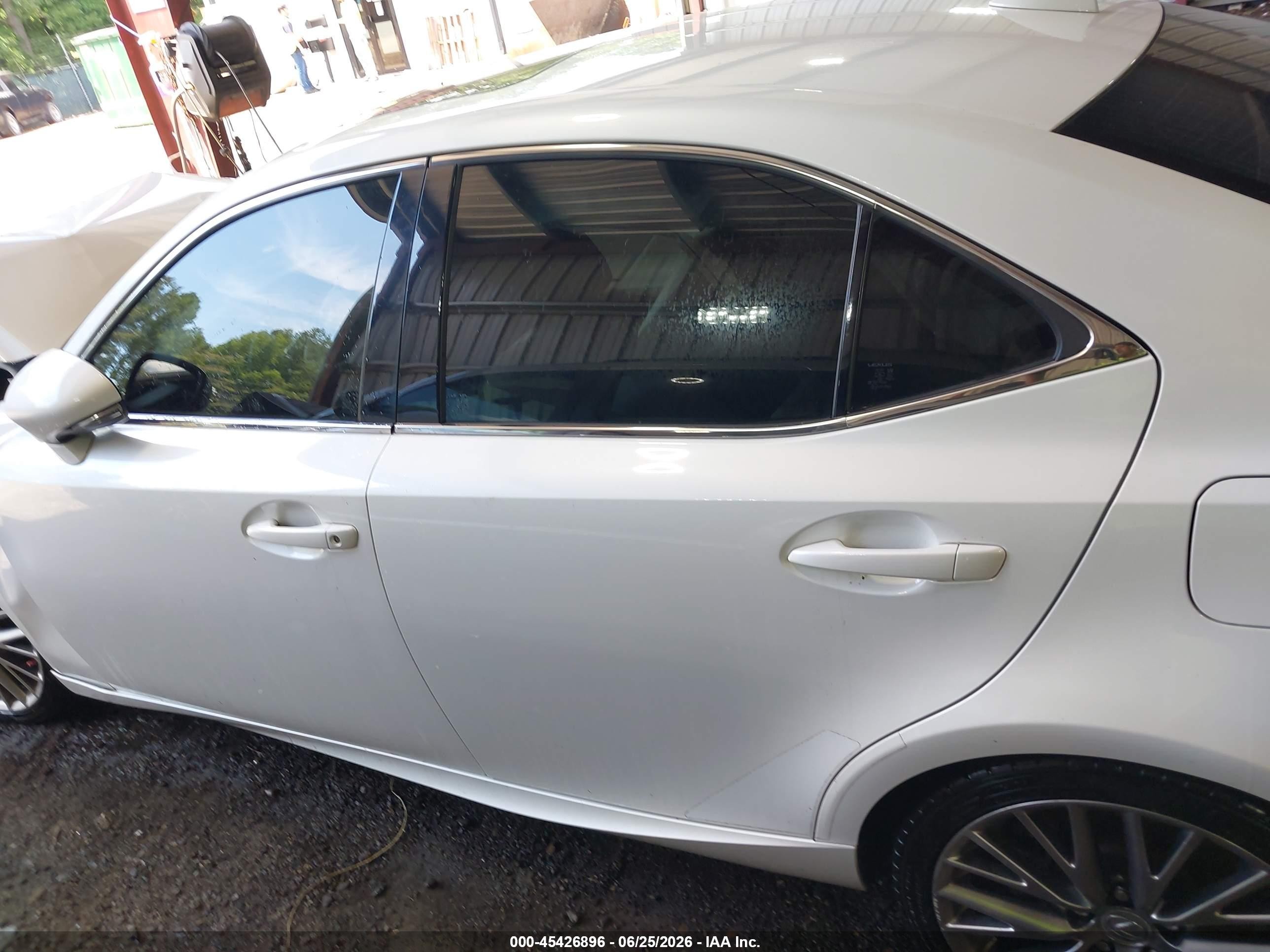 2014 Lexus Is 250 White vin: JTHCF1D24E5009077